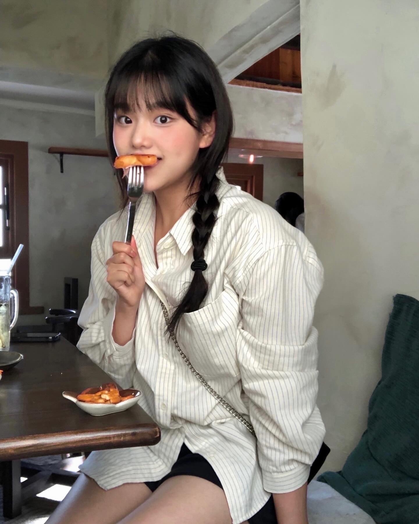 부산은 왜 아직 여름이야.. 😟
( 다 놀았니..? 이제 할 일을 하자 ..