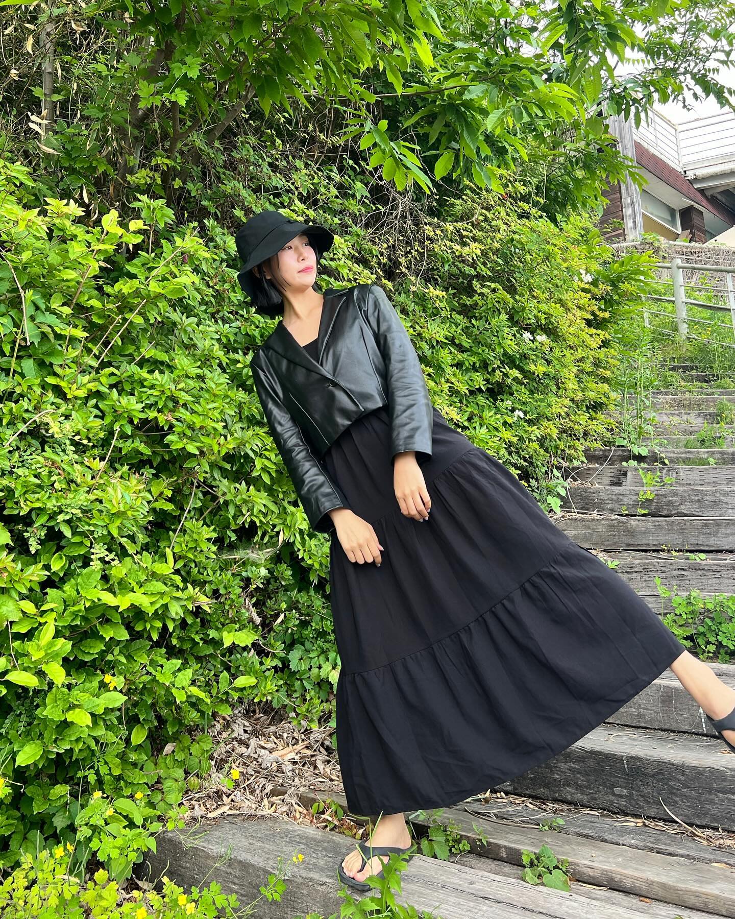 여름인줄 알았는데 봄이더라? 룩🥹🖤🖤

-

#남양주 #남양주여행 #올블랙 #사복패션