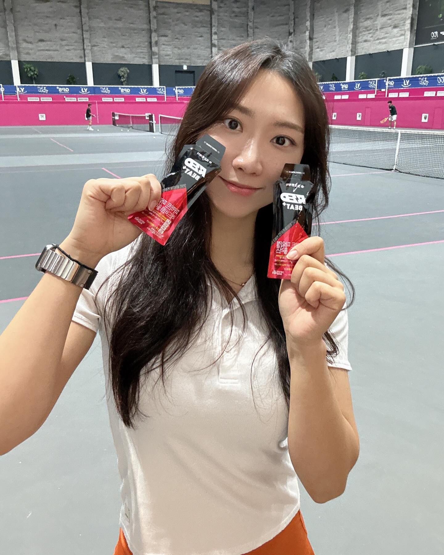파리올림픽 신유빈선수도 먹던 #파워젤 
저는 운동 전 힘내고 싶을때!! 일상생활에서 당 떨어질때!! 섭취하고 있어요 달달해서 간식느낌으로 맛있게 에너지 충전💪🏻