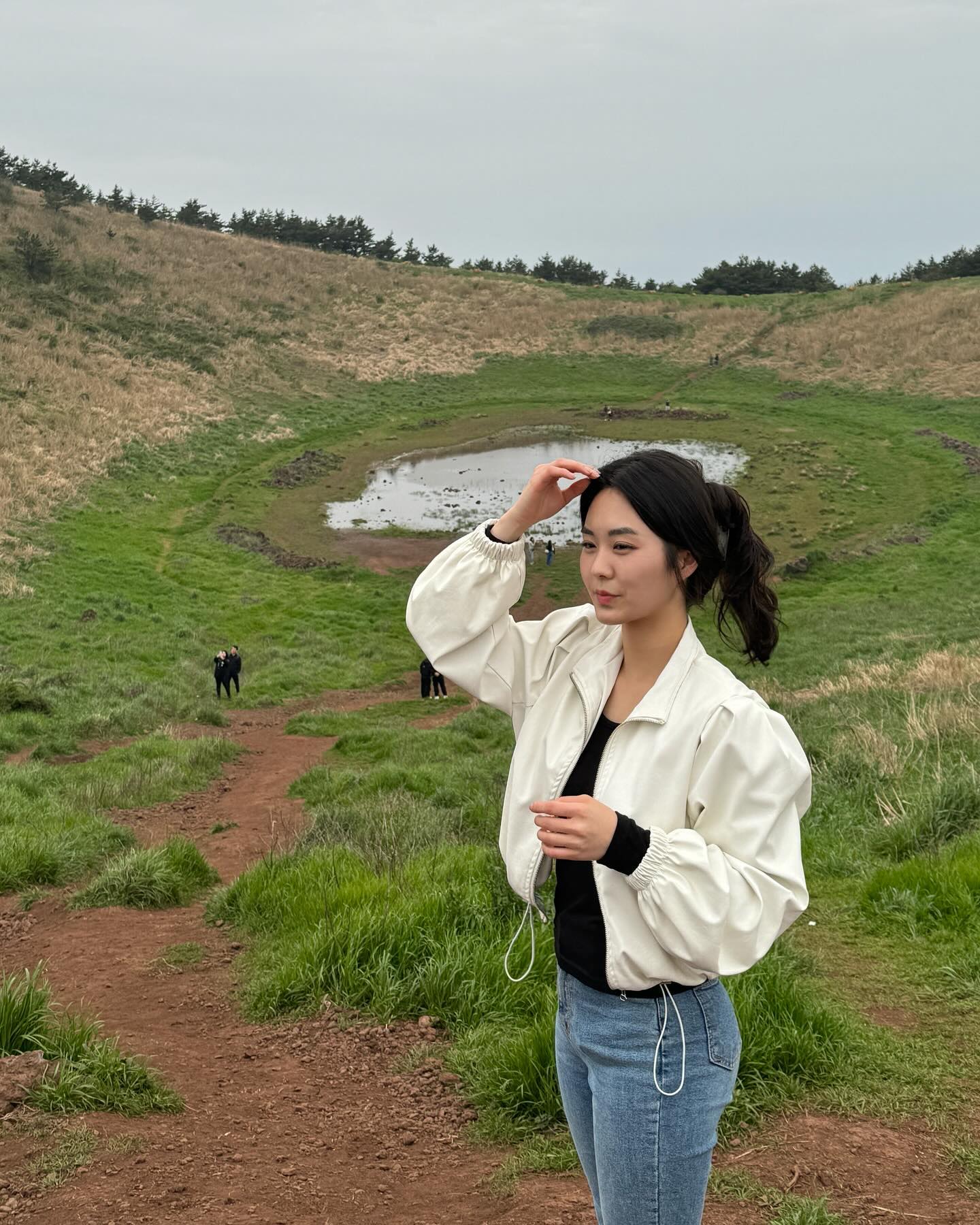 _
노을 기다렸는데
그냥 깜깜🌑