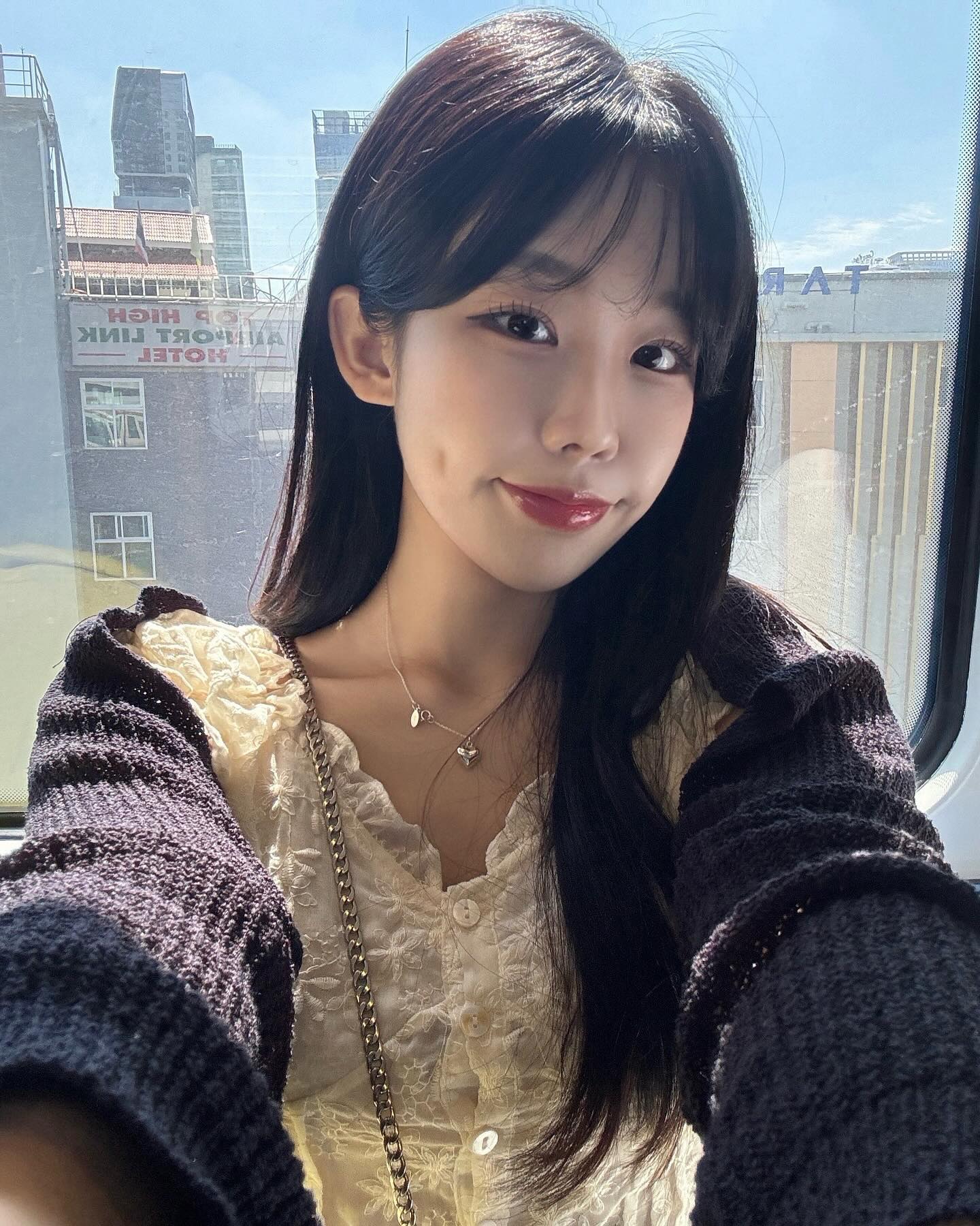 다시 가서 1일 2차트라뮤 하고싶따요 .. 🧋
나를 방콕으로 다시 돌려보내라 ! 😖