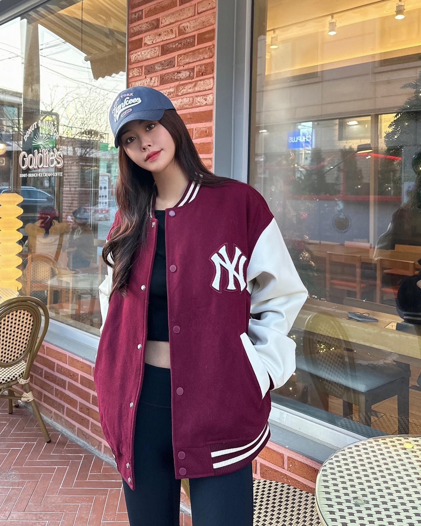 #협찬 mlbkorea mlbcrew_kr 

바시티 홀릭 ꯁ

자켓, 모자까지 짝꿍으로 MLB룩 입고
행궁동 나들이 •◡•

#MLBKOREA #MLBCREW #MLB바시티 #MLB바시티자켓 #바시티자켓 #스타디움자켓 #아우터추천 #아우터코디 #데일리룩패션 #애슬레저룩