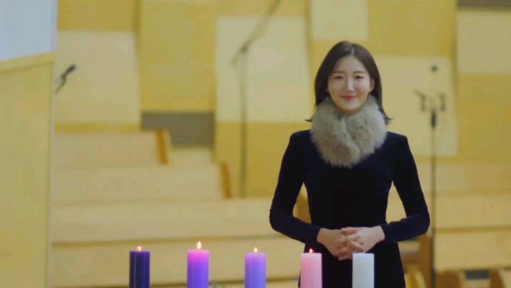 8년만의 화이트 크리스마스 in Seoul☃️✨

#조윤하아나운서 #책추천하는아나운서 
#해피메리크리스마스 #WhiteChristmas #Christmas