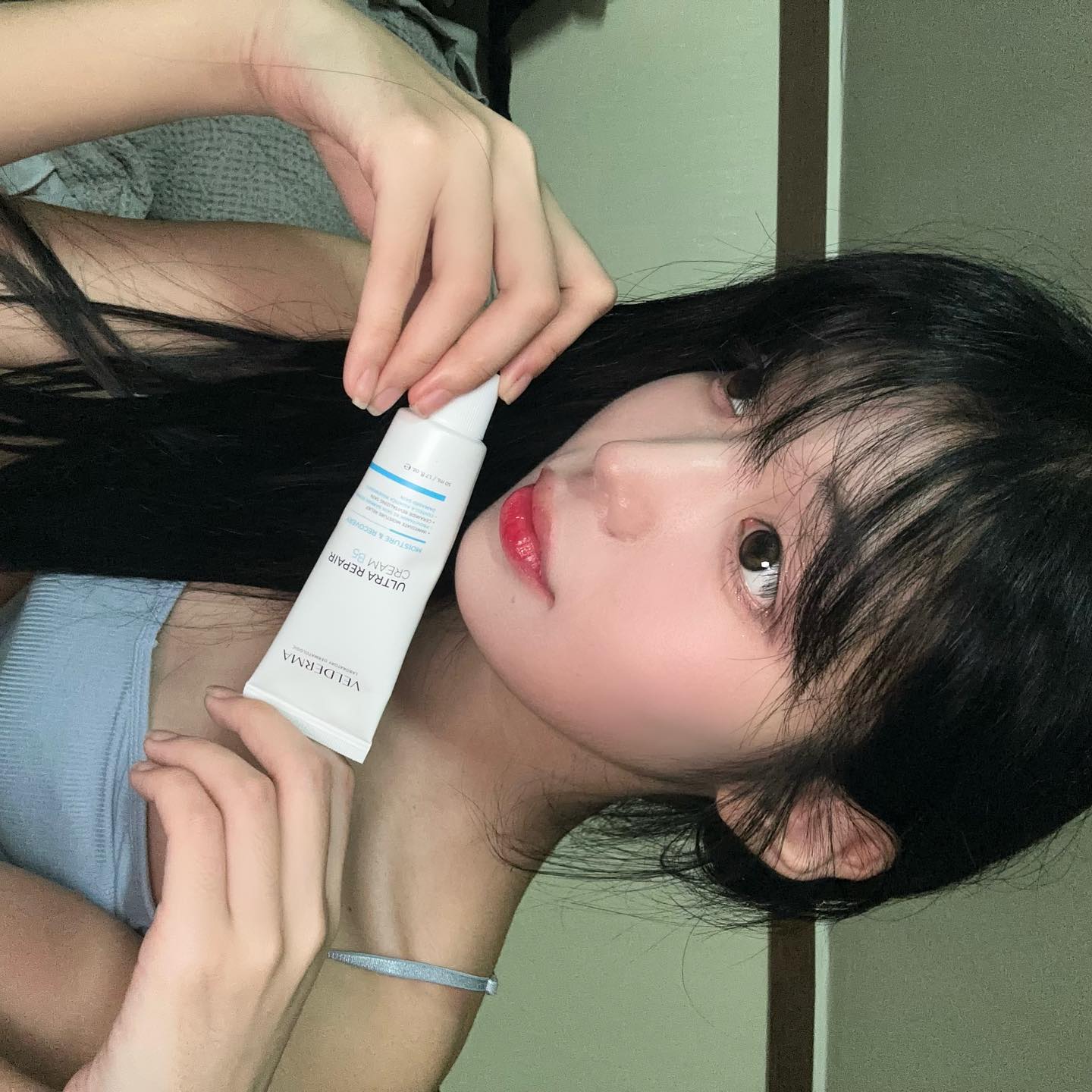 #협찬 

요새 피부 뒤집어져서 속상했는데
역시 피부과 화장품이 쵝오..🥹

벨더마 크림으로
여름 피부 고민 해결..🤍

피부 전문가들이 직접 연구해서
만든 피부과 판매 크림으로 
민감성 피부, 피부 고민 있으신 분들께
추천드려요 🤍