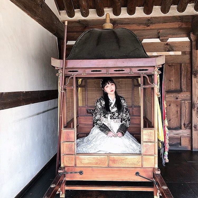 잠안와서올리는사진📸
.
.
.
.
.
.
.
.
.
#데일리 #전주 #대구 #전주한옥마을 #경기전 #일상 #소통 #소통환영 #데이트 #한복 #한복스타그램 #커플스타그램 #인친 #인스타그램 #인친그램 #데일리그램 #셀기꾼😎 #셀스타그램 #셀피 #selfie #daily #instagram #follow #bueaty #맞팔은댓 #협찬문의 #협찬환영