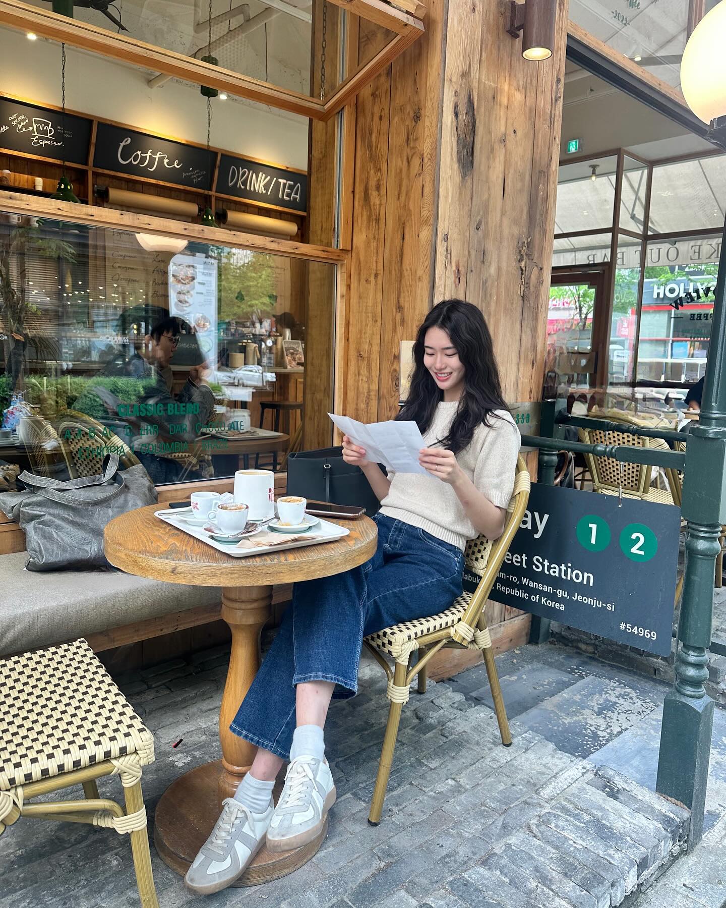 🍀🍃☕️🕶️🌿