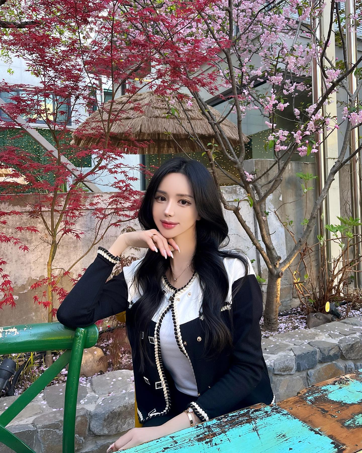 카페갔다 벚꽃봄..^^🌸