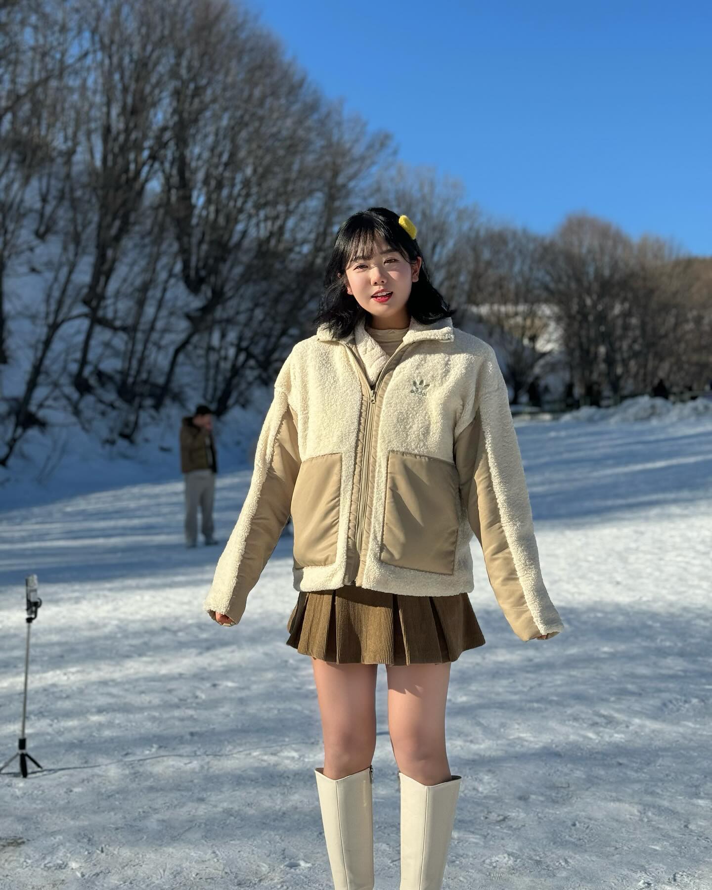 🐑❄️☃️🤍
.
.
.
.
#맞팔 #선팔하면맞팔 #맞팔해요 #선팔맞팔 #맞팔환영 #팔로워 #likeforfollow #follow4followback #followme #followback #좋아요 #좋반 #좋아요반사 #l4l #likeforlikes #like4likes #소통 #첫줄반사 #뷰티 #일상 #데일리 #daily #셀스타그램 #얼스타그램 #selca #selfie #강릉 #강릉여행 #대관령 #대관령양떼목장