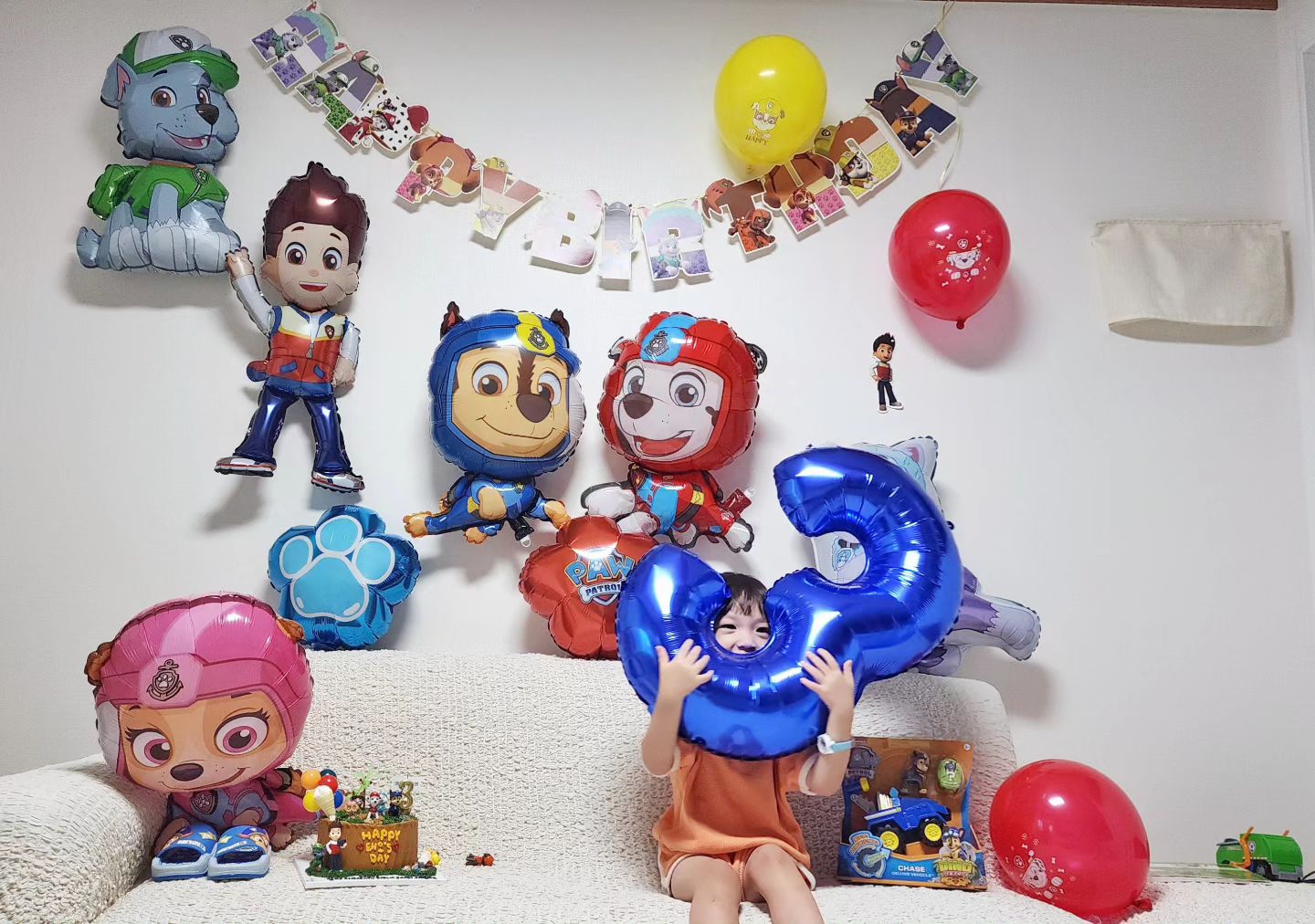 생일축하해 태오야🫶🏻

#인생1097일차 #36개월아기 #생일 #세돌 #생일케이크 #퍼피구도대케이크 #pawpatrol #아가에서형아로 #울아들생일축하해 #소띠아들 #소띠아기 #소띠맘 #소띠파 #토끼띠딸 #토끼띠아기 #토끼띠맘 #토끼티파 #럽스타그램 #남매스타그램 #오름가족 #젊줌마 #젊저씨 #토끼띠스타그램 #아기스타그램 #딸스타그램 #아들스타그램