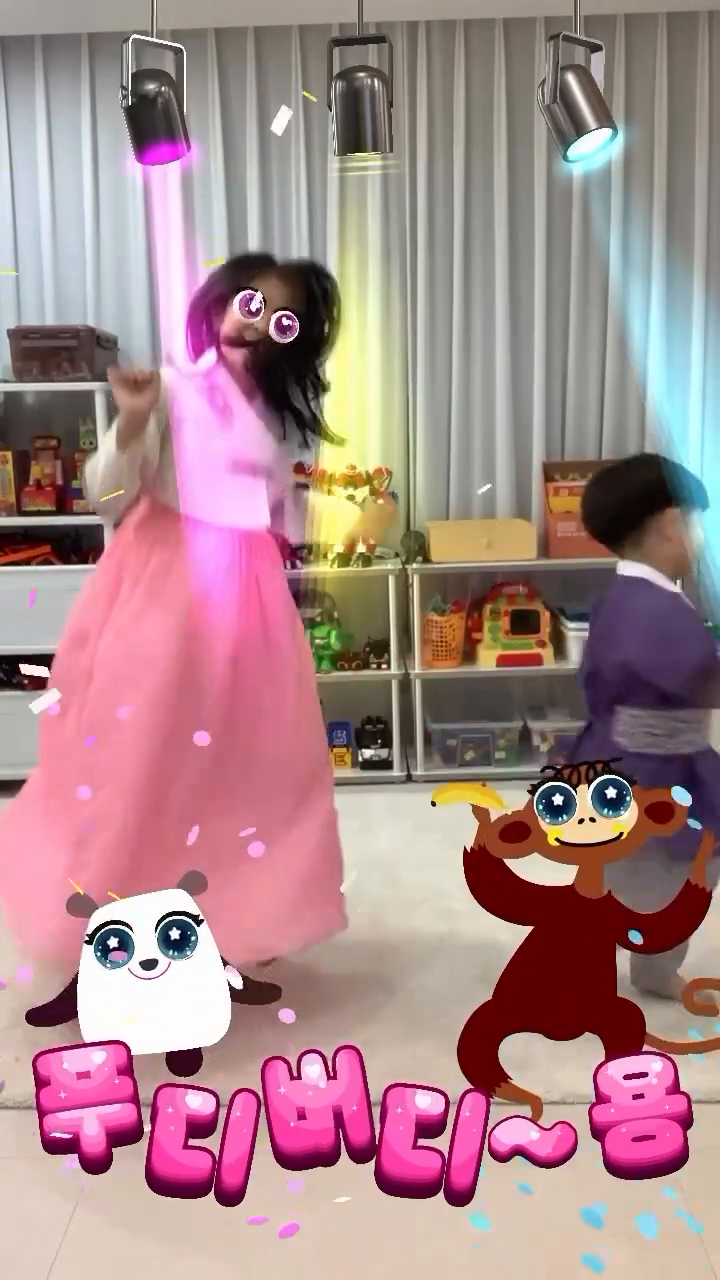 요즘 티비에서 푸디버디 광고만 나오면 
둘이 춤추고 난리난리 🎶 노래 중독성 어쩔거야~ㅋㅋ 
foodybuddy.official #푸디버디 #띠용챌린지