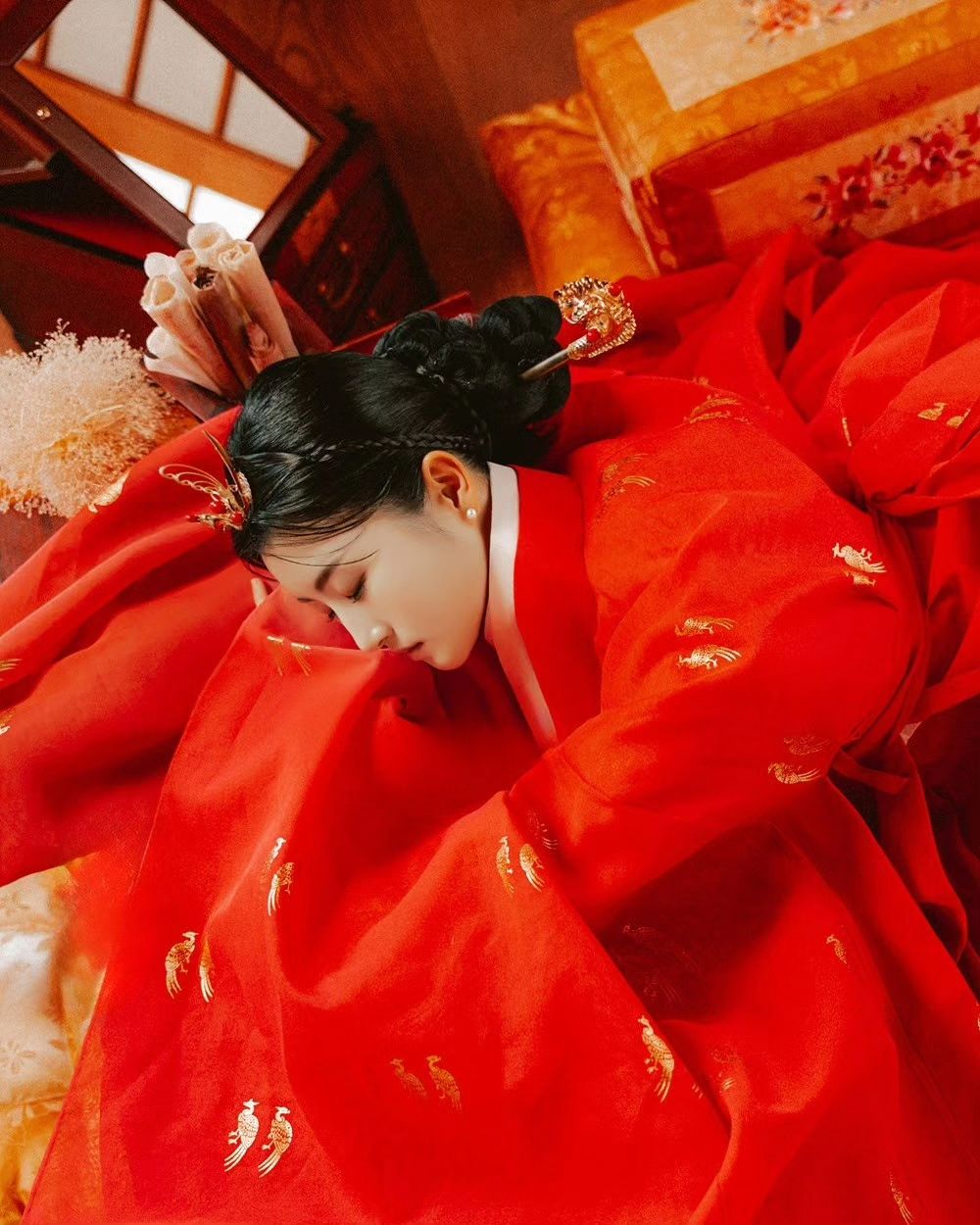 연휴동안 한복사진 300장 보정 
.
.
.
.
.
#한복사진빈살만이되었다
#1년동안도배를해도남을듯
#아몰랑
.
.
.의상은 jinsolnarae_ 
너무감사드려요