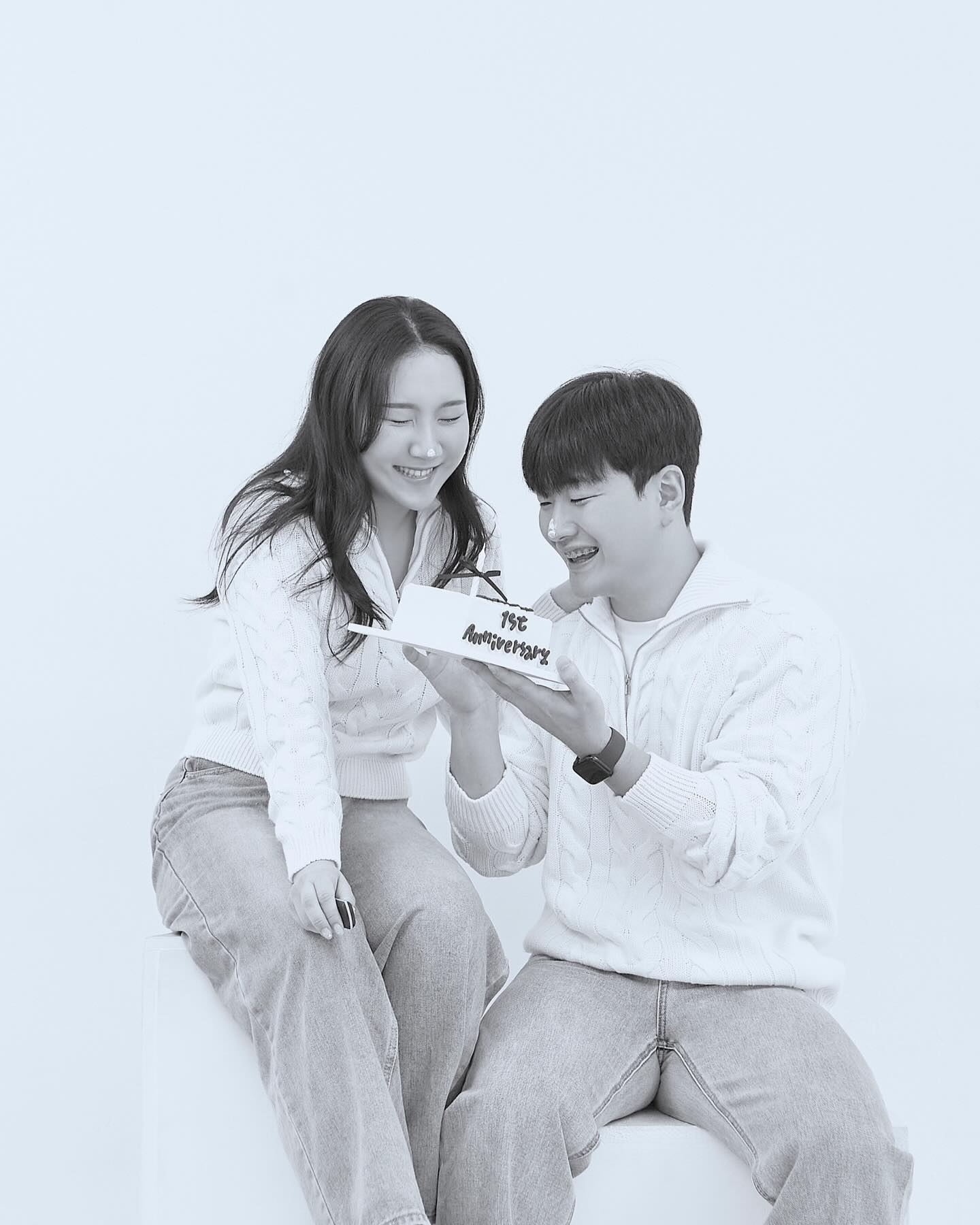 2024.10.09
😘
.
.
#렛츠타스 #렛츠테이크어셀피 #동명동셀프튜디오 #광주셀프스튜디오 #광주사진관