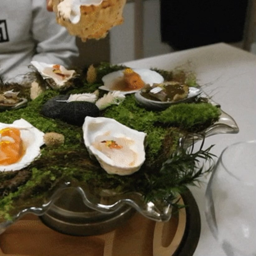 :) #입맛외도

메뉴 하나하나 정말 맛있어서 짜릿,
맛있고, 다 좋은데 왠지 바람핀것같은 기분ㅋ
다음 날 아침으로 바로 순대국 때려먹고
죄책감(???) 해소ㅋㅋㅋㅋㅋ

#여의도 #도쿄등심 #와인페어링
#파인다이닝 #한우오마카세