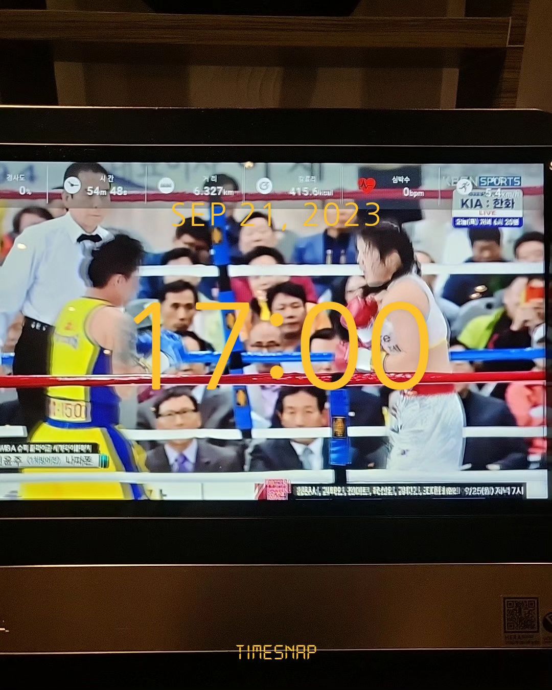 🏃🏾‍♀️트래드밀 (15분 달리기 + 5분 걷기) 3회
한시간 어운완!

🎾테니스레슨 🥎
발리 어렵넹
라켓에 제대로 맞추지도 못하면서 언더스핀을 줘야 하는줄 알고..계속 라켓 면이 열려서 공이 천장으로..
우선 제대로 맞추기부터!

#러닝 #테니스 #테니스타그램 #테니스발리
#테린이 #테니스3개월
