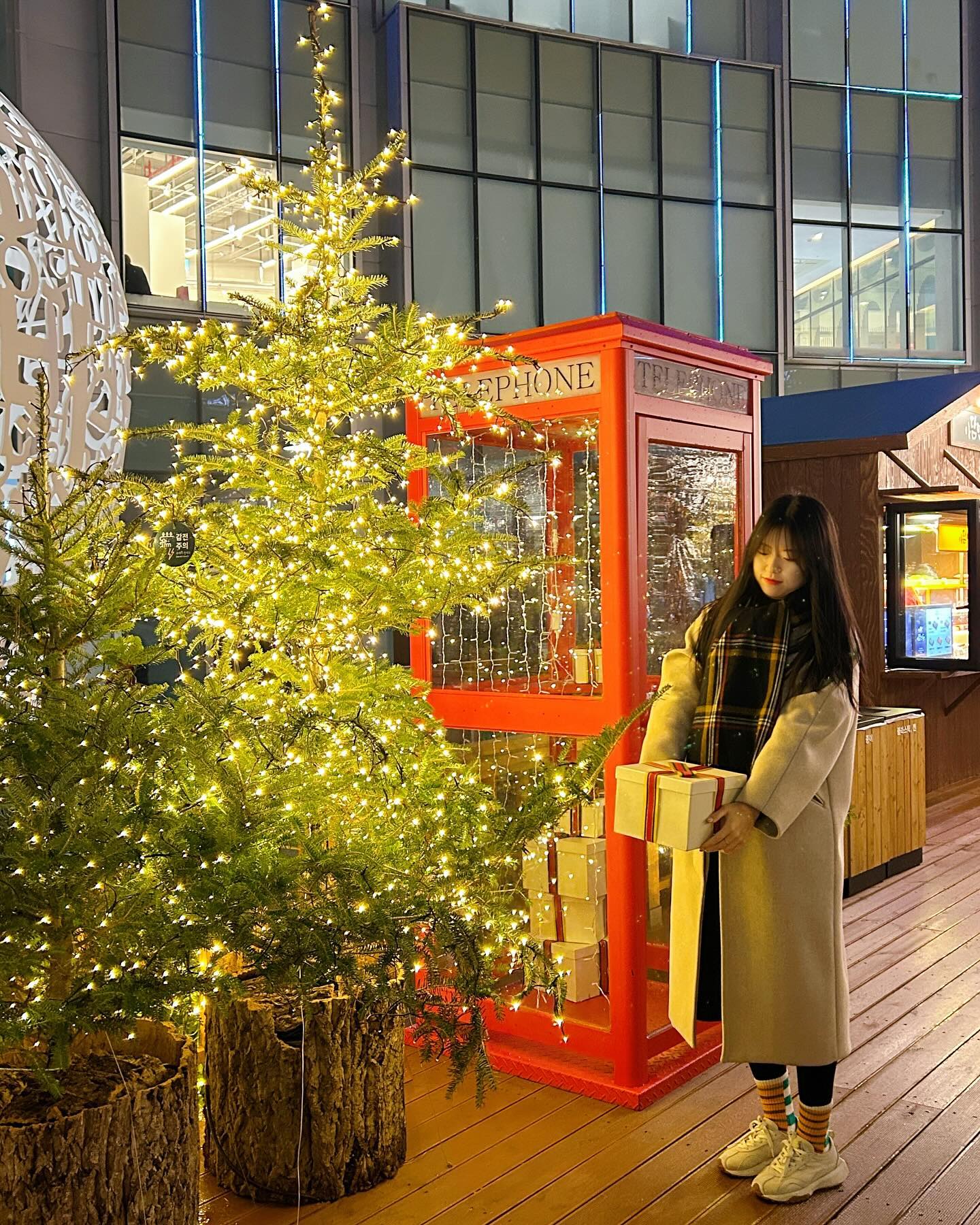 다들 이번 크리스마스에 뭐하세요? ☃️🎄
크리스마스에 진심인 저는 🫶🏻 요즘 트리 사냥중이에요