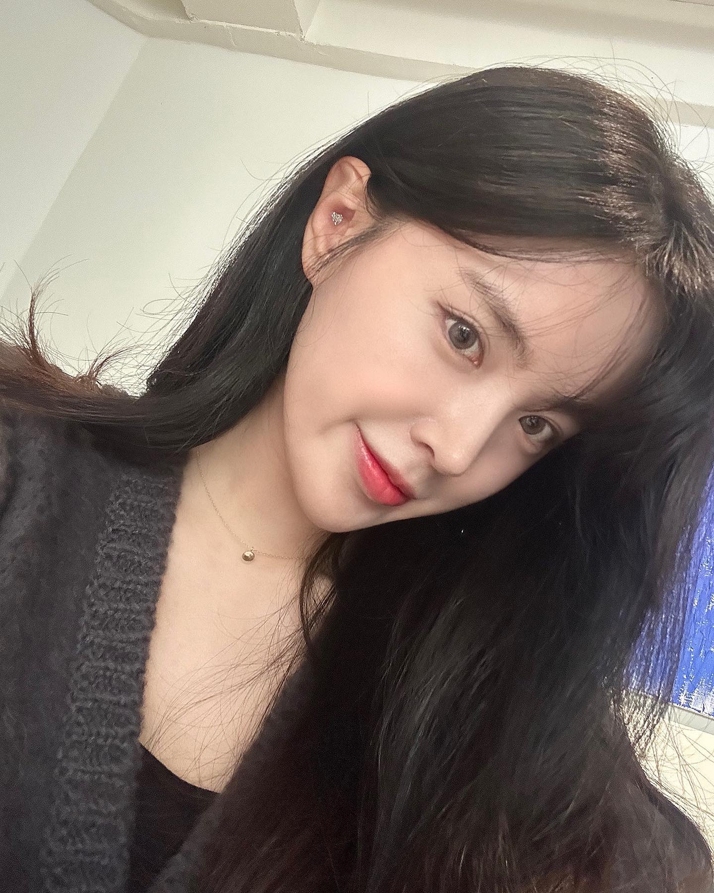 뮤트한 그레이 렌즈 찾았따🥰

웜쿨 가리지 않는 오묘한 느낌 그레이렌즈!

클래시 미스틱 그레이컬러 넘 추천🤍

#제품협찬 #윙크앱 #클래시 #클래시미스틱