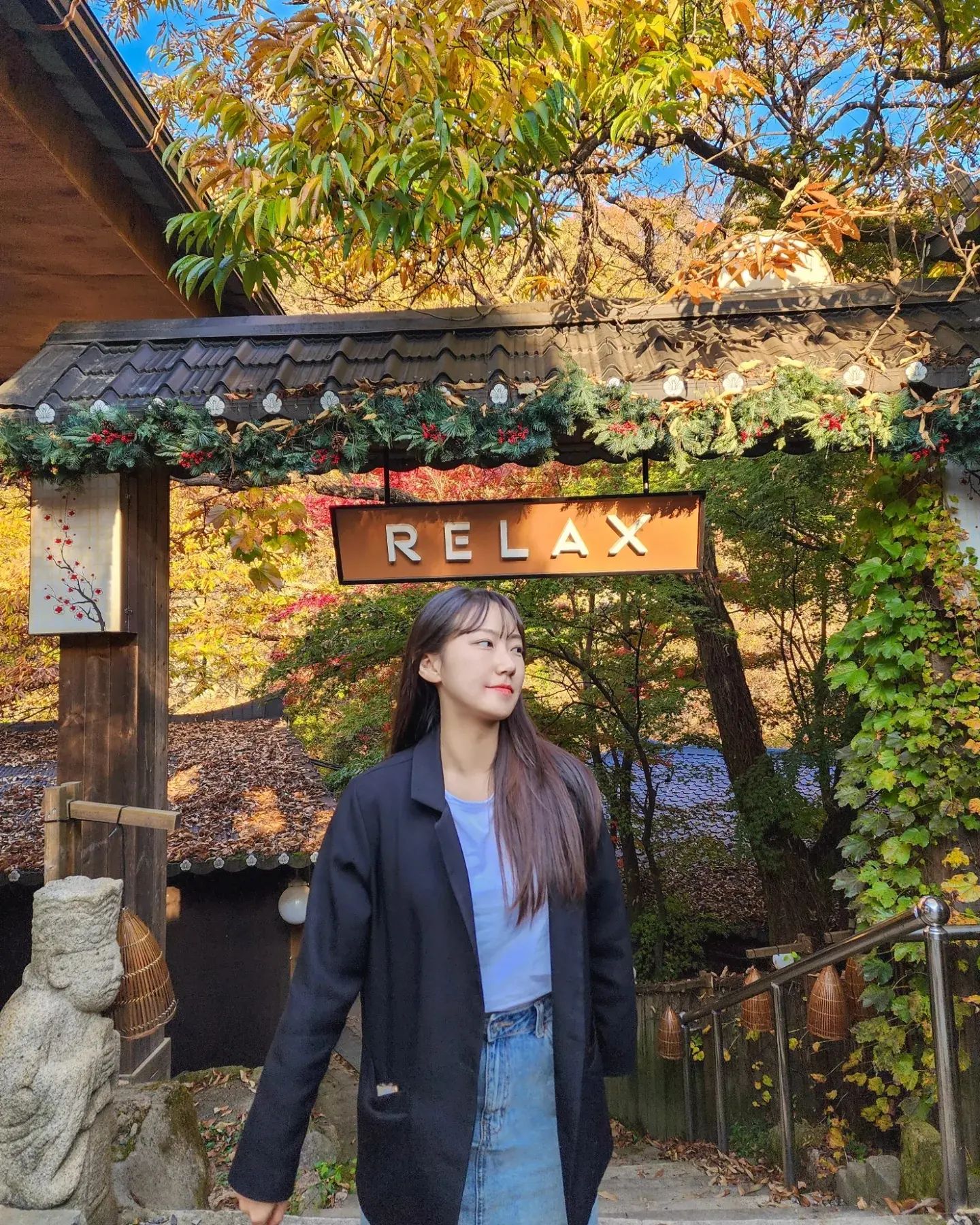 우이동 단풍뷰 맛집 #옥류헌릴렉스 🍁

엄청 넓은 한옥 카페로 다양한 공간에
계곡도 옆에 있어 단풍과 함께
구경할 거리도 다양해요🙌

북한산 우이역 우이신설 라인으로
뚜벅이도 갈 수 있는 서울 단풍 명소!

옥류헌릴렉스에서 단풍 막차 타기🧡

옥류헌릴렉스 cafe_relax._
📍 서울 강북구 삼양로181길 142 옥류정
⏰️ 매일 11:00 - 21:30
🚗 주차가능 
🐶 반려동물 동반 불가