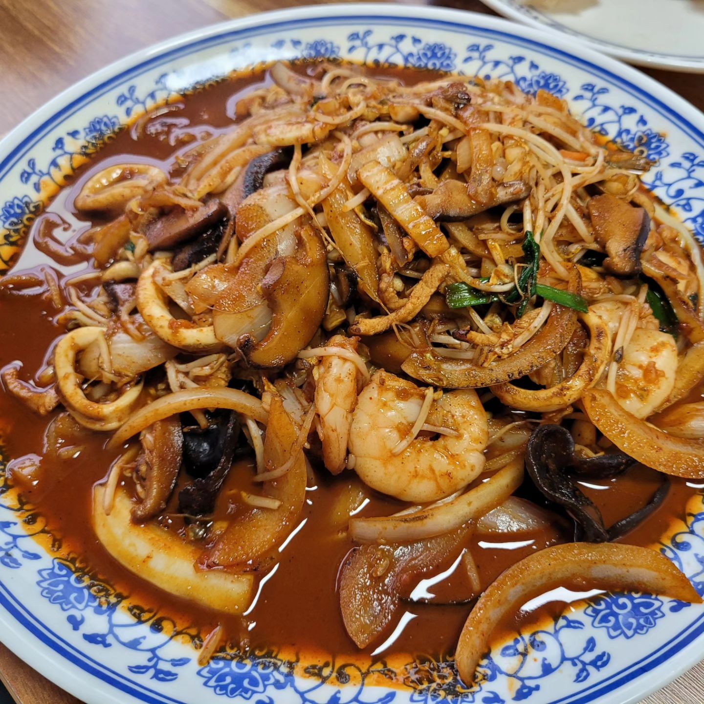 대구모다아울렛 옷사러 갔다가 대구모다아울렛맛집 안시성에서 고추간짜장 곱배기와 야끼우동, 짬뽕, 찹쌀 탕수육을 먹었는데요.
개인적으로 먹어본 중화요리중에서 단연 최고! 더라고요 ㅎㅎ
또 먹고싶다ㅎㅎ

#대구모다아울렛맛집 #안시성