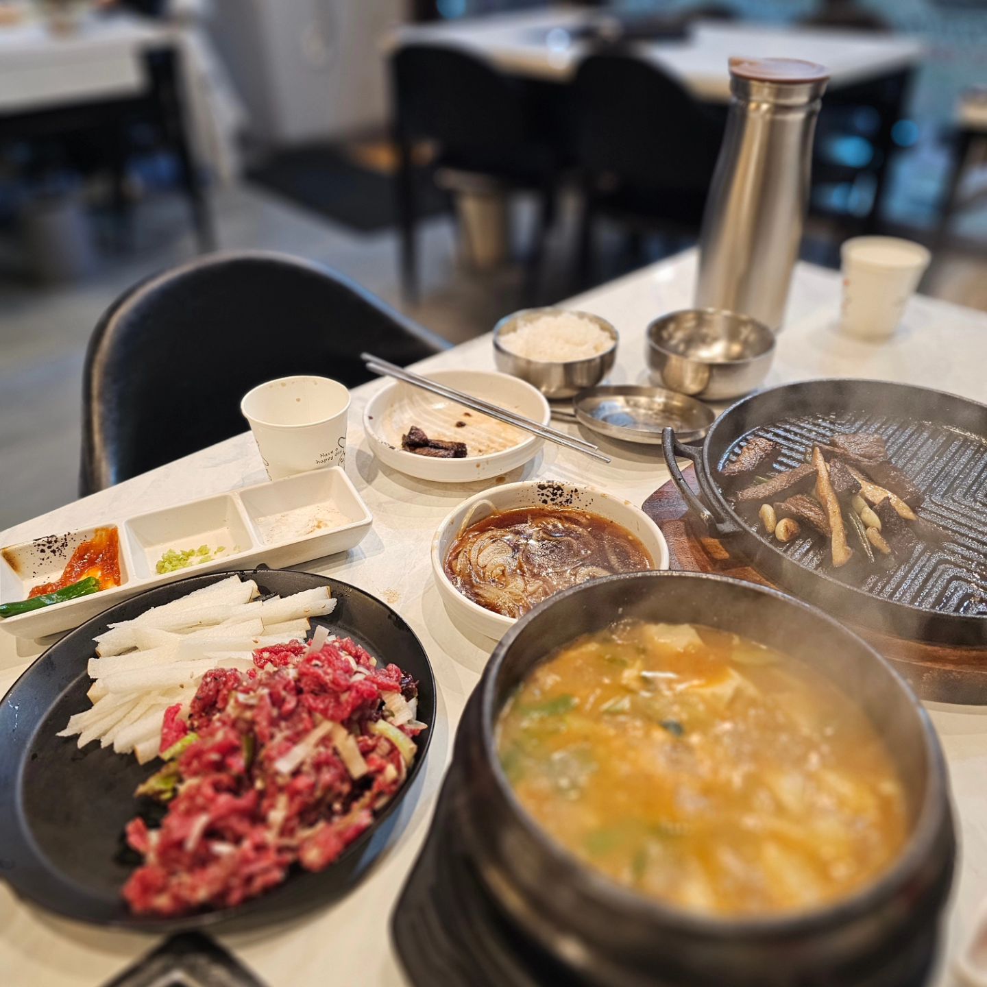 한우먹는날이닷♡ 사랑하는 내편이랑 보물들이랑
#한우데이트 #가족외식 #사랑하는식구들 
#다사맛집 #일등한우다사점 #한우맛집