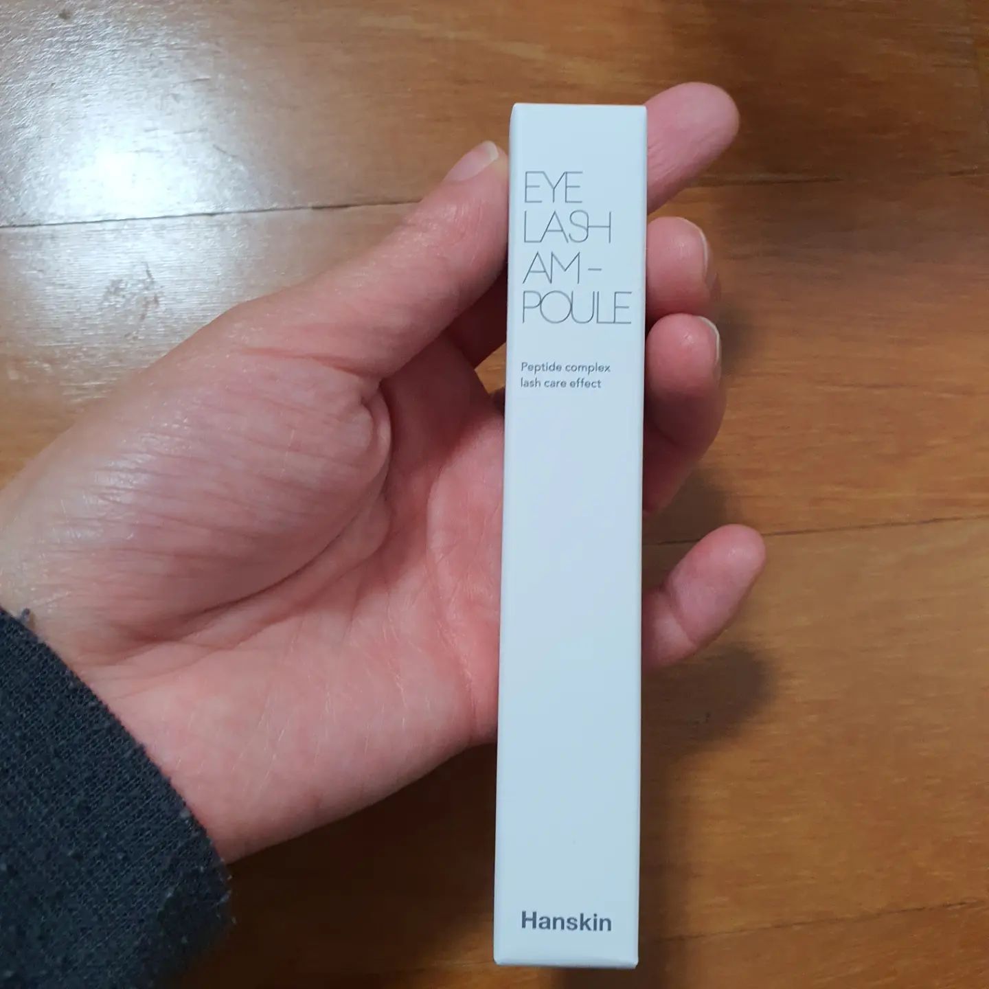 저는 초가집처럼 처지는 속눈썹 때문에 

속눈썹 펌을 가끔 하곤해요

​

그럴 때 필수로 발라야하는 속눈썹영양제!

​

눈에 자극이 덜한 성분인지 알아보고

한스킨 아이래쉬 앰플로 골랐어요!

본 포스팅은 한스킨으로부터 제품을 무상으로 제공받아 작성되었습니다.

https://naver.me/FXKdv8wW

#속눈썹영양제 #투명메이크업 #속눈썹영양제추천 #속눈썹영양제 #속눈썹앰플 #한스킨속눈썹영양제 #한스킨 #셀트리온스킨큐어

hanskin_official
