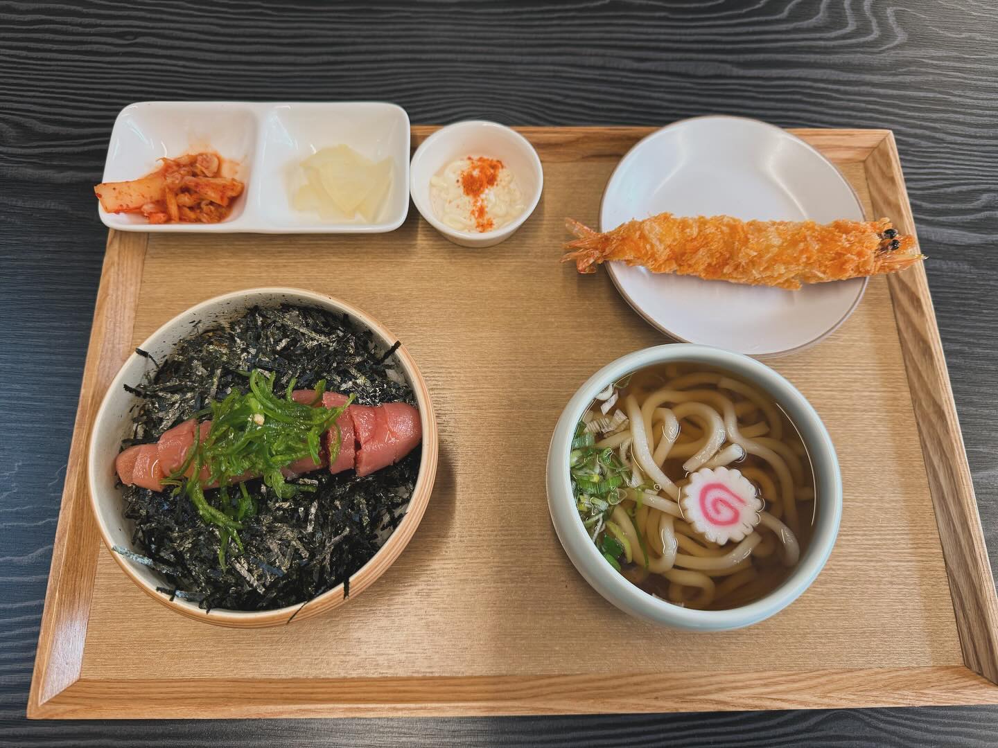 가족외식
이제는 한사람당 한개씩

🫨🫨🫨
맛있는 발견 완전 내취향이야

😍😍😍
자주거게 될듯
우리동네도 맛집 생겼다

h1arudon 

#알려주고싶지않은곳 #우동맛집#분위기좋은곳#주말외식#하루우동가포점 #일상
