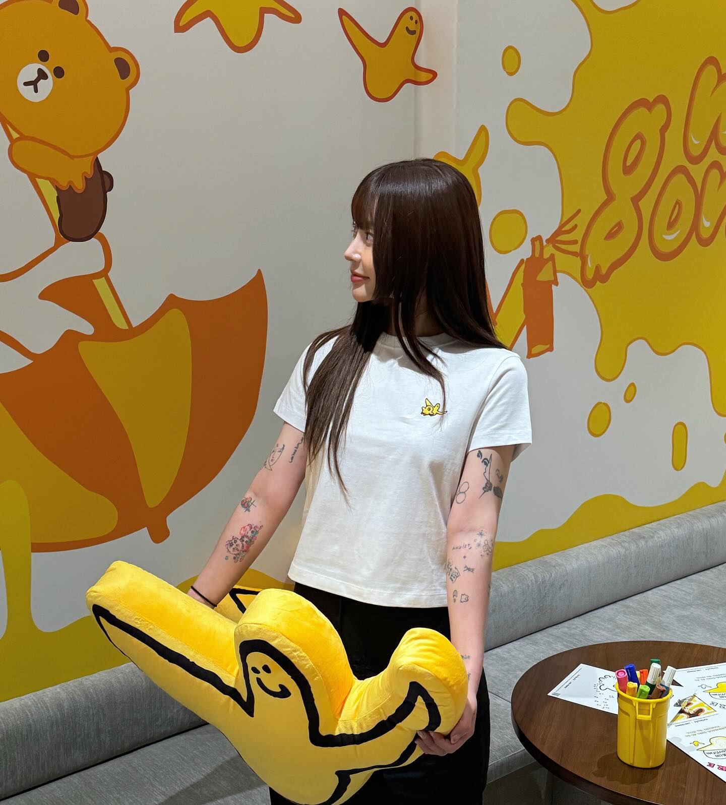 열심히 디자인 했숩니ㄷ ㅏ 🥹💛 
markgonzaleskorea 엔젤과 linefriends 샐리의 만남 !! 두둥 

팝업스토어는 4.26(금) - 5.25(일) !
쏠티캐빈 용리단길에서 합니당 >_< 많관부 ~~