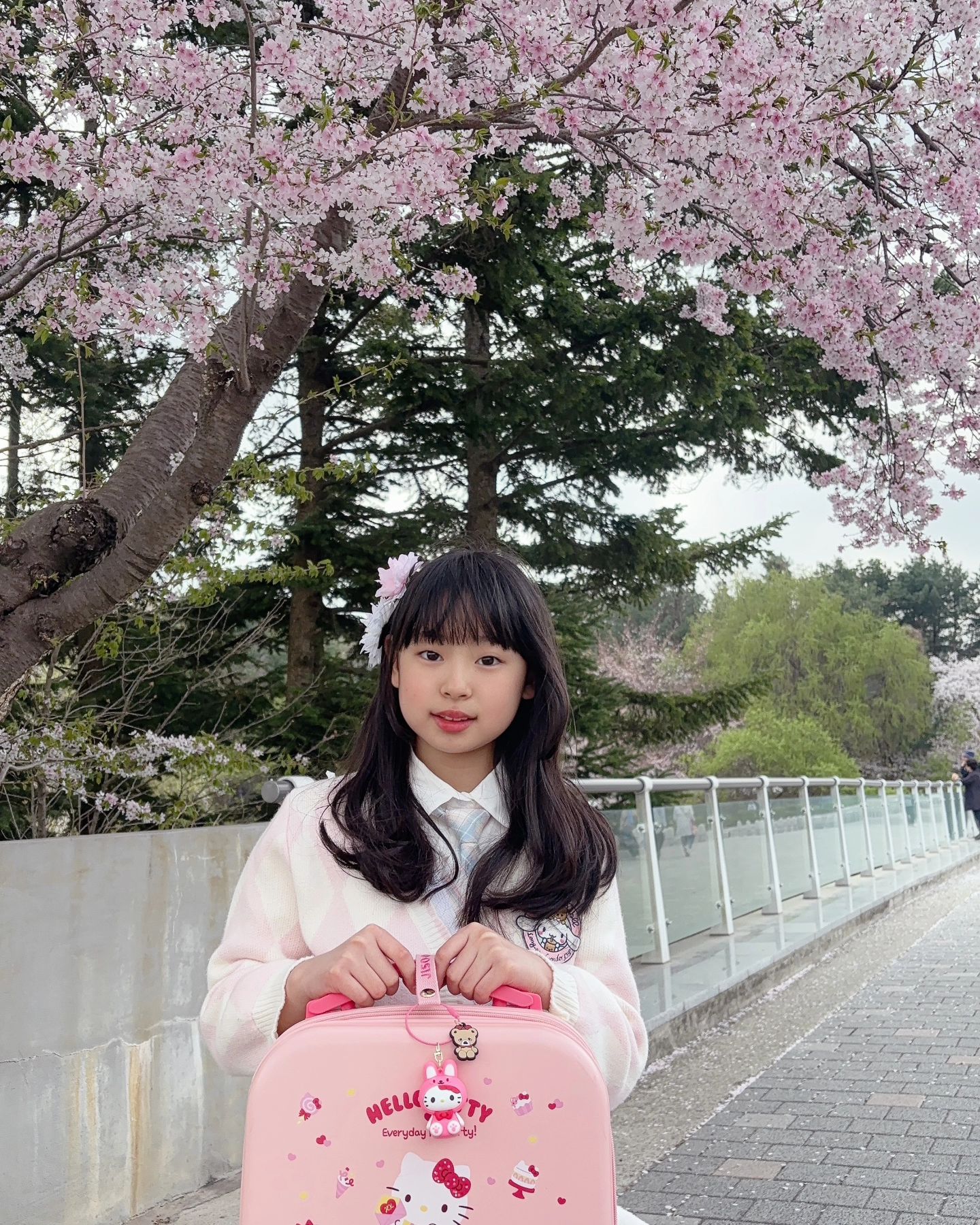#협찬

핸드폰스트랩에도 봄이 왔어요😝
봄에 너무 잘어울리는 파스텔 젤리곰 비즈✨
투명도 이쁘지만 파스텔도 너무 이뻐요❤️
제가 좋아하는 키티 키링도 넘귀엽죠?😍
hohohome_home

.

#호호홈 #파스텔젤리곰 #핸드폰줄 #핸드폰스트랩 
#키티키링 #해피모모_네이버스마트스토어_에서구입가능❤️