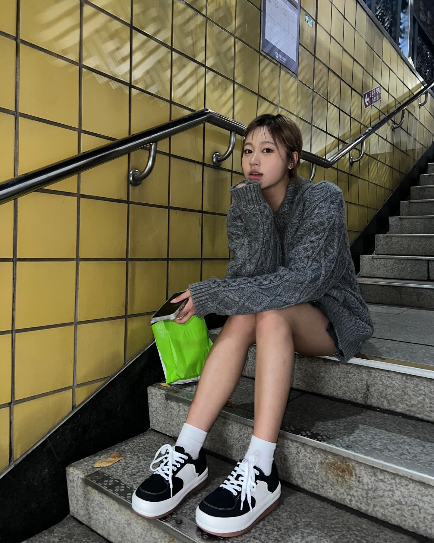 #협찬 poseganch 
바닥이 폭신해서 오래 걸어다녀도 짱 편한 스니커즈 ꯁ