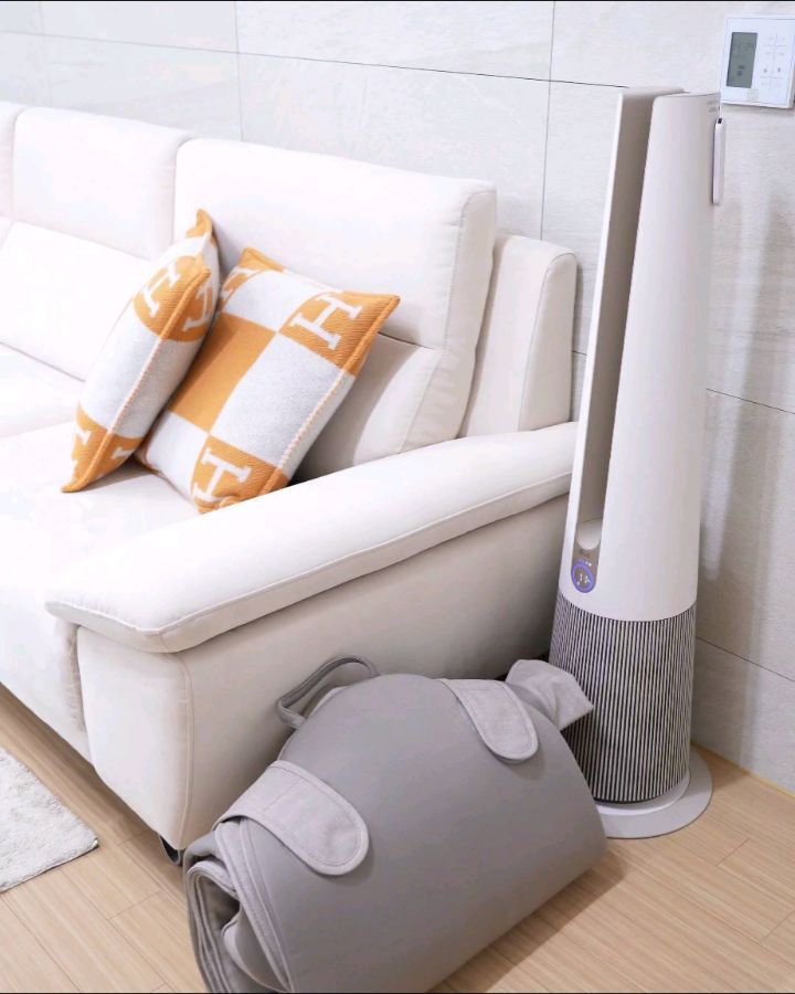 깔끔하고 심플한 디자인에 매끈한 소재라 예쁘지 않나요??

목/허리/골반 등 부위별 집중 수동코스 & 상황별 자동코스(릴렉스/트위스트/다이나믹/스트레칭)로 원하는 부위별로 집중적으로 마사지 받을 수 있어요 그날 컨디션에 따라 다르게 사용하면 좋아요!

마사지기는 필요한데 집안에 둘 곳이 없어 고민했었는데 코지스트레칭은
공간을 크게 차지하지 않아 실용성과 편의성 귣굳굳🖤

마사지기 전문 기업인 코지마에서 제작한 제품에 타제품보다 훨씬 저렴하니 눈여겨 봐주세용 

cozyma.official
#코지스트레칭 #코지마 #코지마코지스트레칭 #스트레칭마사지기 #스트레칭안마기 #부모님선물 #설선물 #안마매트 #직장인피로회복 #육아맘피로회복 #코지마안마기 #코지마마사지 #목마사지기 #허리마사지기