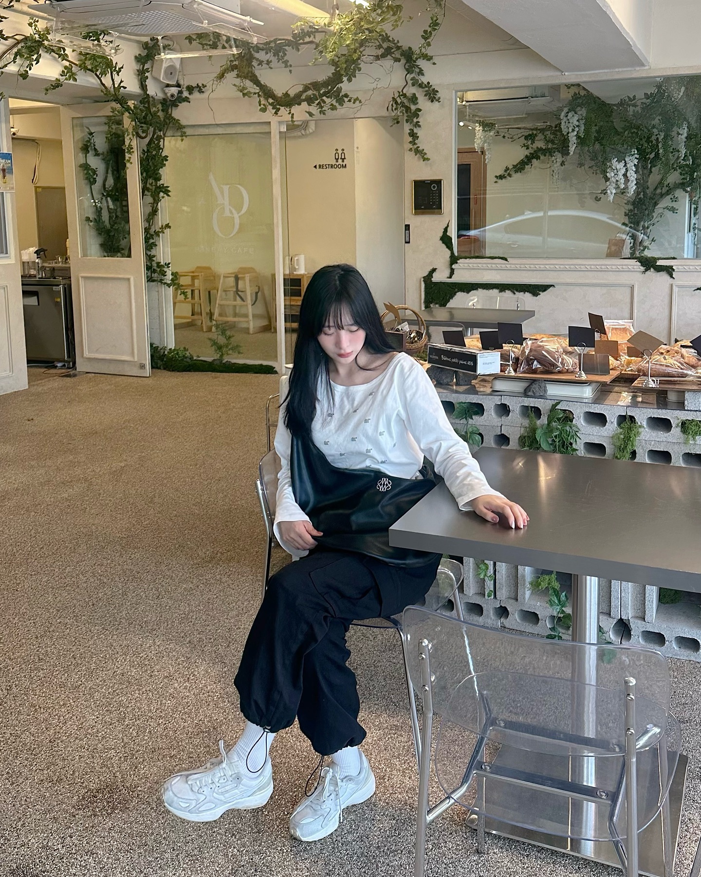 #협찬 

닉앤니콜 백과 함께👀

nicknicole_official nicknicole_archive,#닉앤니콜 #nicknicole