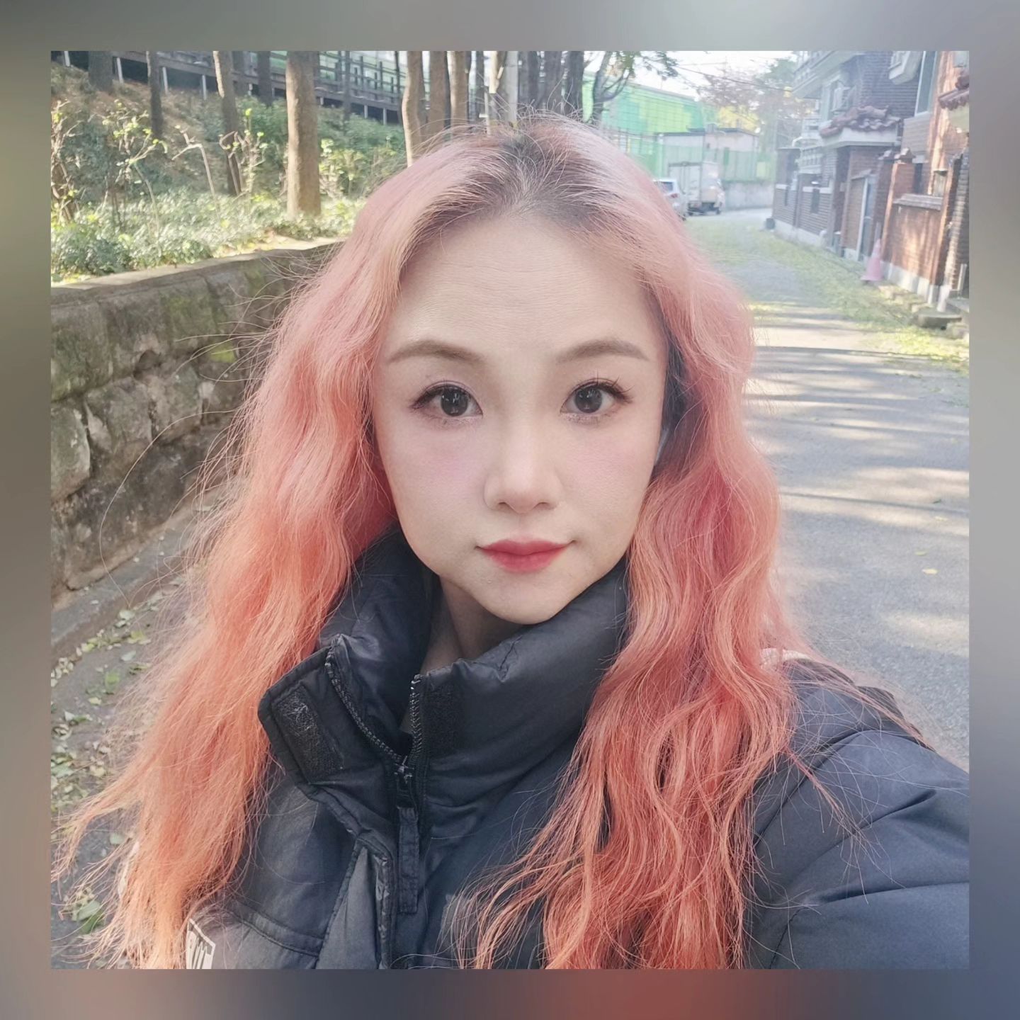 촬영날 하루동안 내머리.

핑크가 너무 찰떡이라..

해보고 싶던 색 많았는데.. 생각이 안나..

#일상스타그램 #직장인스타그램 #휴무날 #셀프탈색 #셀카그램 #세라복촬영 #기모노촬영 #대한민국구석구석 #일상기록 #컬루어리얼핑크 #컬러리필샴푸 효과짱  #선팔맞팔환영