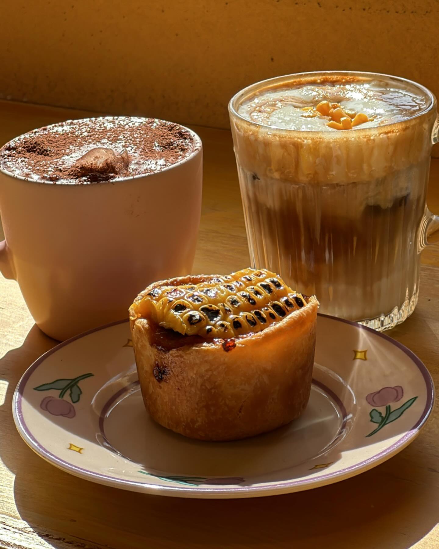 유럽은 안 가봤지만 평택 유럽풍 타르트 맛집🥧🍀
타르트 맛집인데 커피까지 맛있으니 왕 반칙!
 
  시모네
📍경기 평택시 현덕면 장수길 31 A, B동 1층

🅿️주차 가능 (무료)

#포토존카페#평택카페#평택카페추천#평택가볼만한곳
#주차가능카페#카페나들이#타르트맛집#라떼맛집#전신샷
#거울샷#かがみ#鏡#レディースコーディネート#카페감성