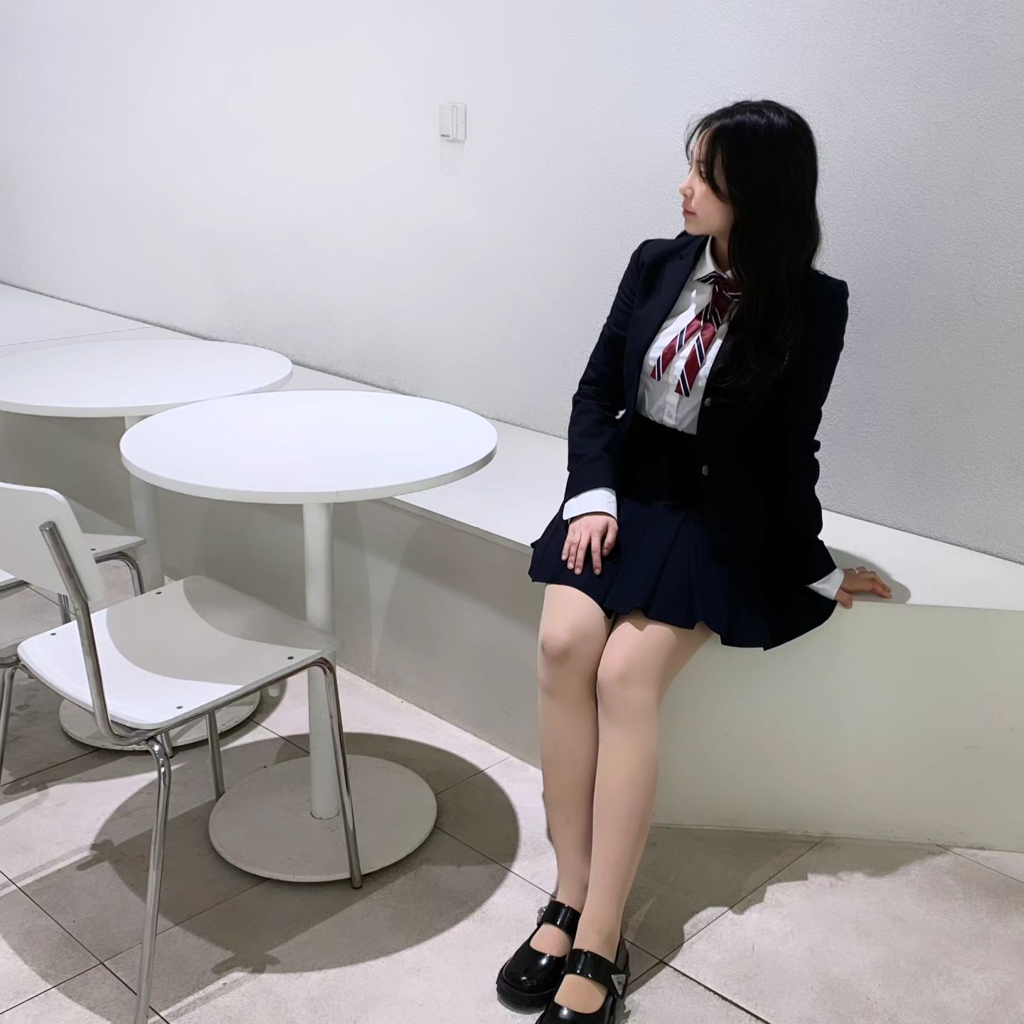 #협찬

아토피 흉터가 심해서 짧은 치마 입기가 많이 꺼려졌었는데 넉넉 스타킹은 흉터도 다 가려지는데 색도 지금까지 입어본 살색 스타킹 중 가장 자연스러워서 완전 애용 중!

#마른파이브 #마른5 #marun5 #넉넉스타킹 #스타킹 #빅사이즈스타킹 #올리브영스타킹 #스타킹추천 #교복스타킹 #자외선차단스타킹