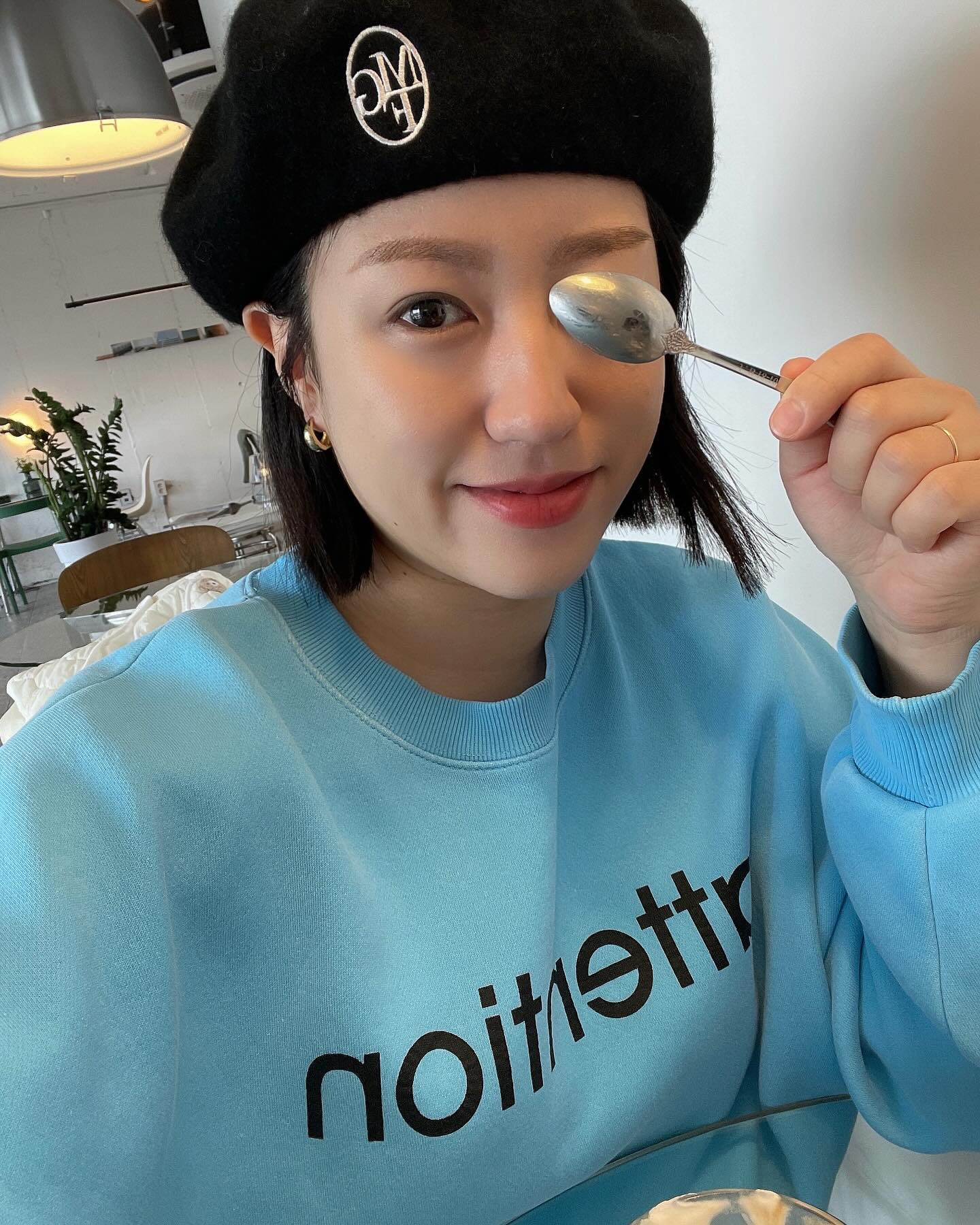 _
달라진게 있다면 갬성카페에 태리 한스푼…?😉☕️💙

#엄마파워 #6개월태리 #mybaby #selfie 
#𝐭𝐚𝐞𝐫𝐢_𝐟𝐢𝐥𝐦 #𝐭𝐚𝐞𝐫𝐢_𝐃𝐚𝐲 #주댕티동