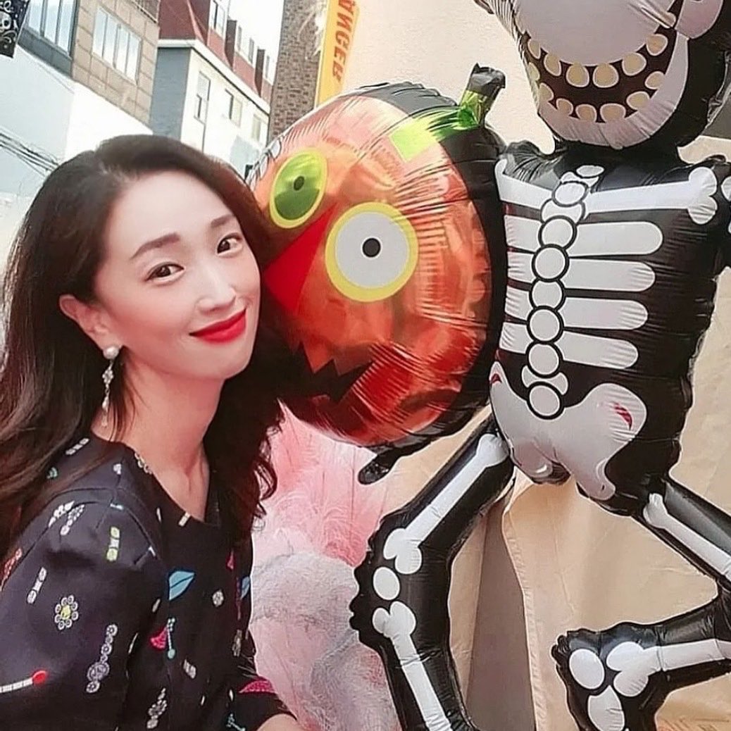 주말 시작 ❣️ 
호박이가 스윗허게 뽀뽀해주넹 😁
진짜 나의님은 어디에..?🥹즐거운 휴일 보내세요🌈