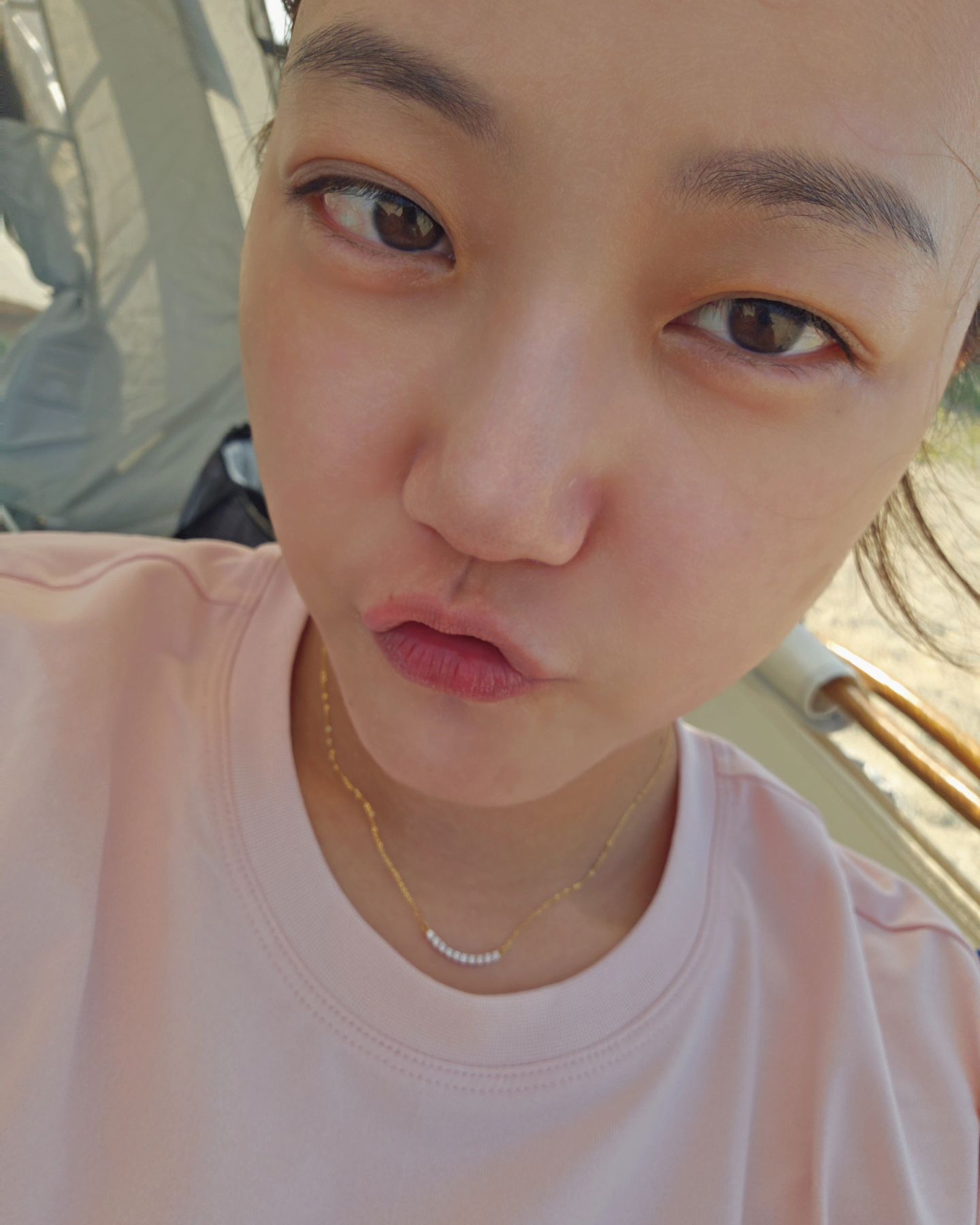 오늘자 내 지분 ㅋㅋㅋㅋㅋㅋ
바닷바람 겁내 시원하다🩵🩵

#내지분 #셀카 #주말일상 #공동육아 #바다 #시원하다 #육아스타그램 #다섯식구 #쭈인마켓 #쭈인앤윤뷰티 #햇살좋은날 #바람좋은날