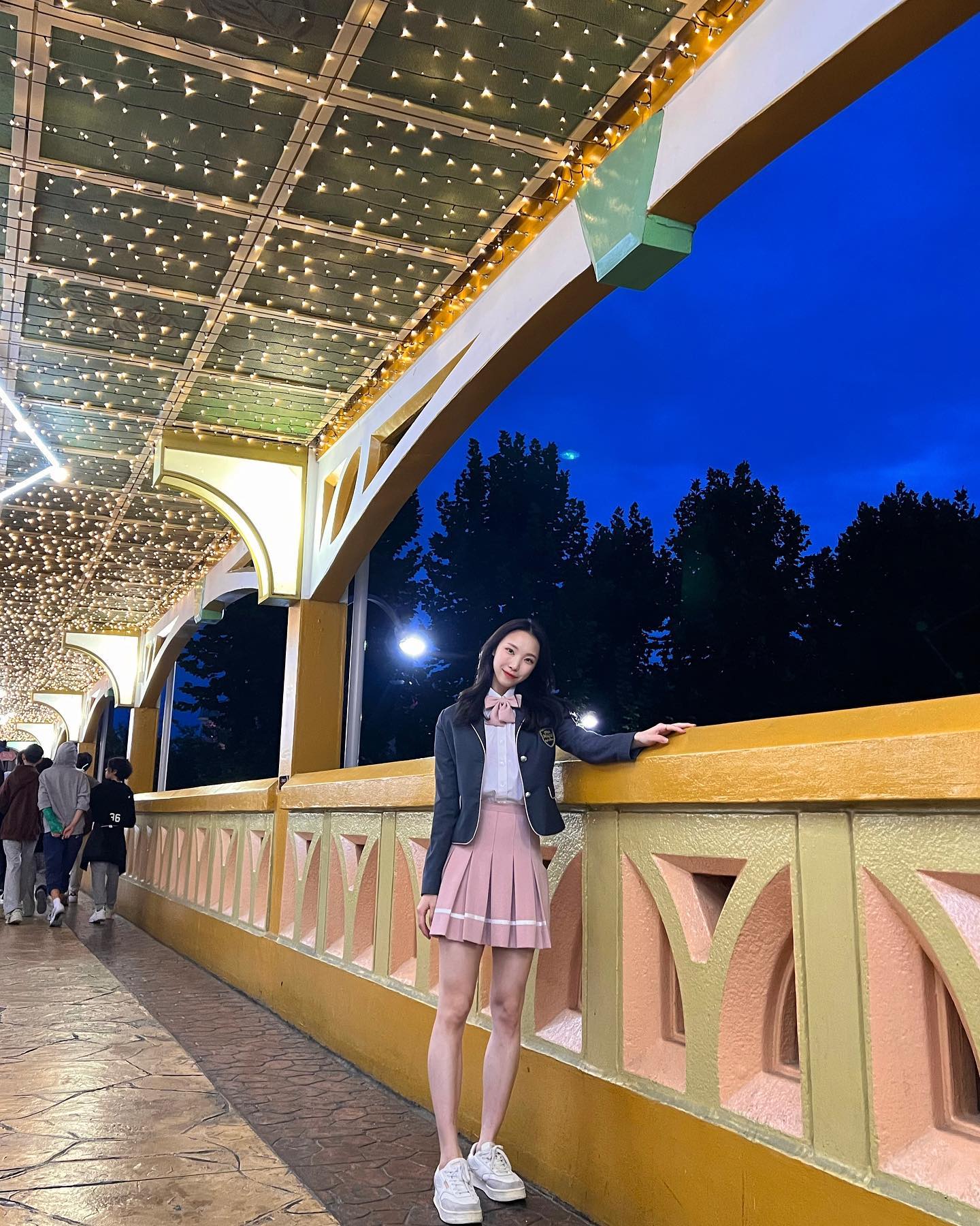 #롯데월드🎡 
교복 입어 본 날~~