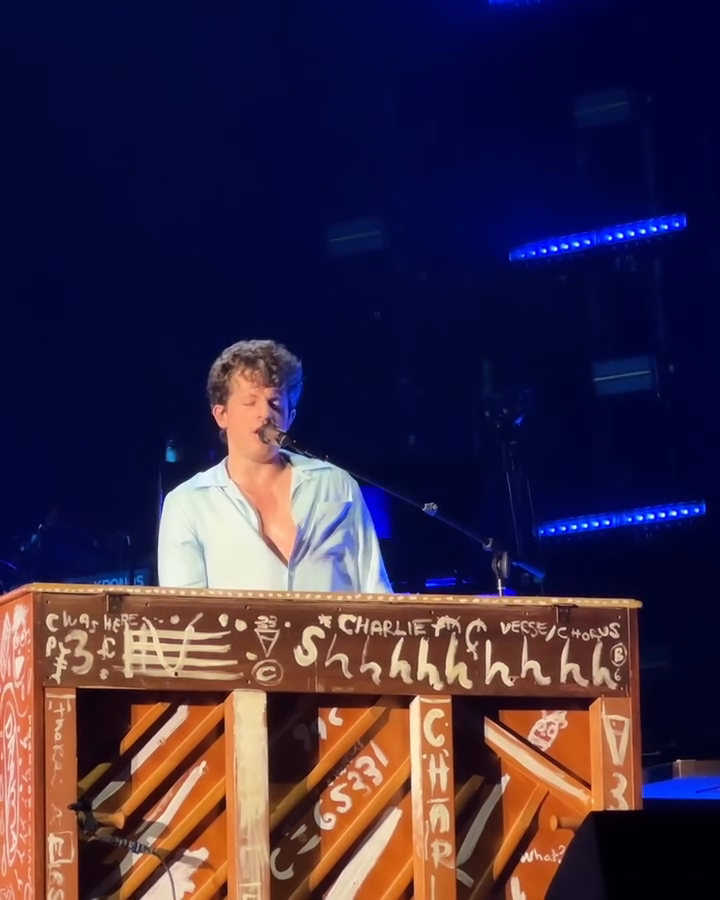 Baby I loved you dangerously 𝑮𝑱