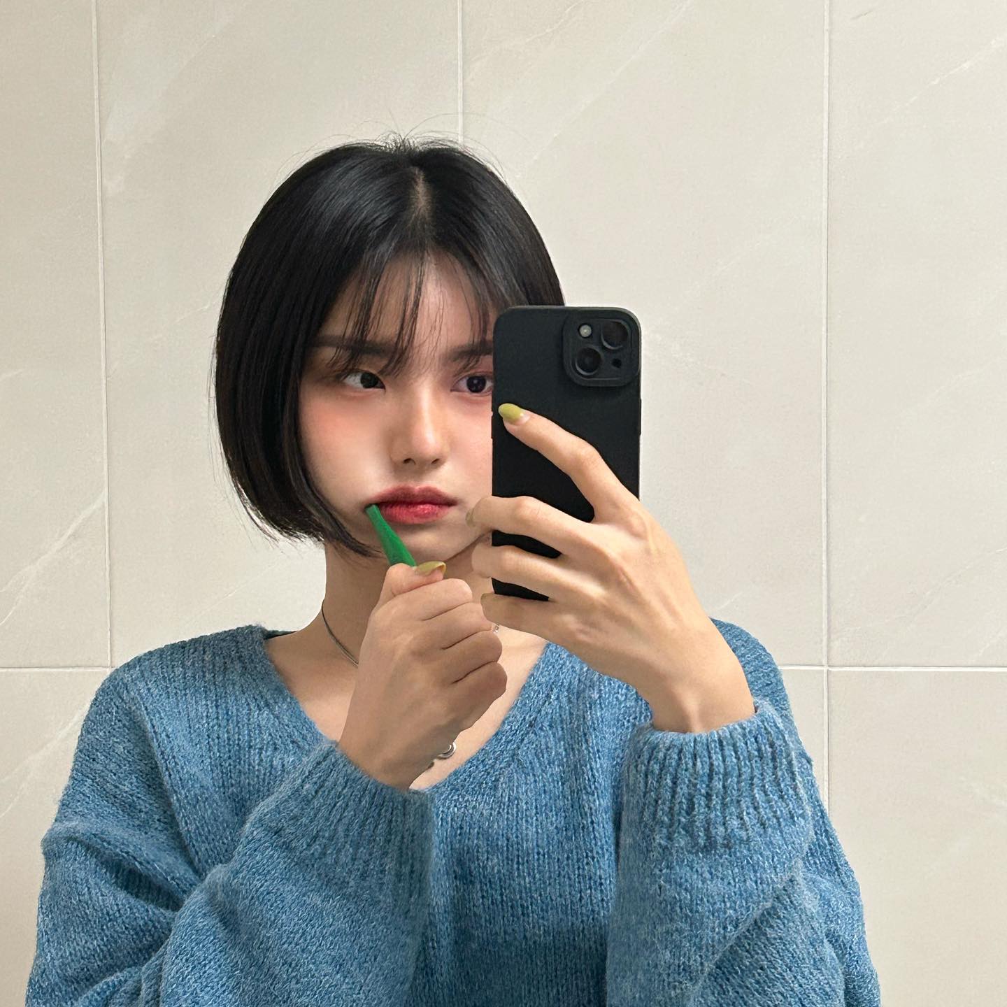 두피까지 시렵다 겨울 싫어