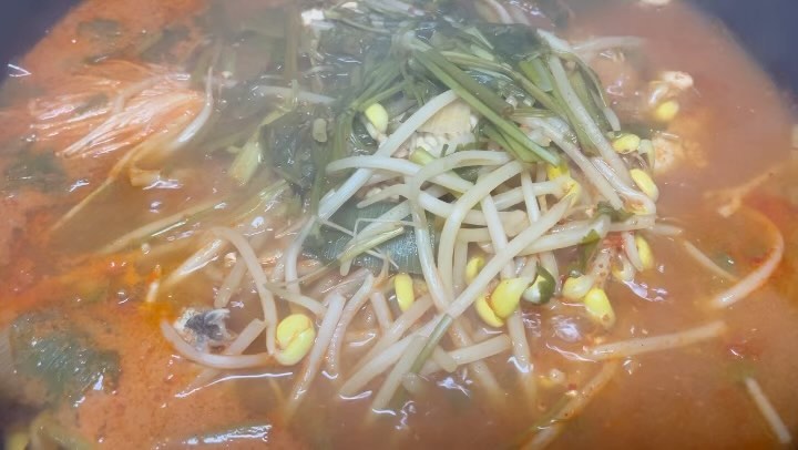 오늘은 알탕이다!!!!
애들은 육회랑 소고기!!!

맛있고 즐거운 시간!!!
.
.
.
#홈쿡#저녁밥상#알탕#소고기#육회#술