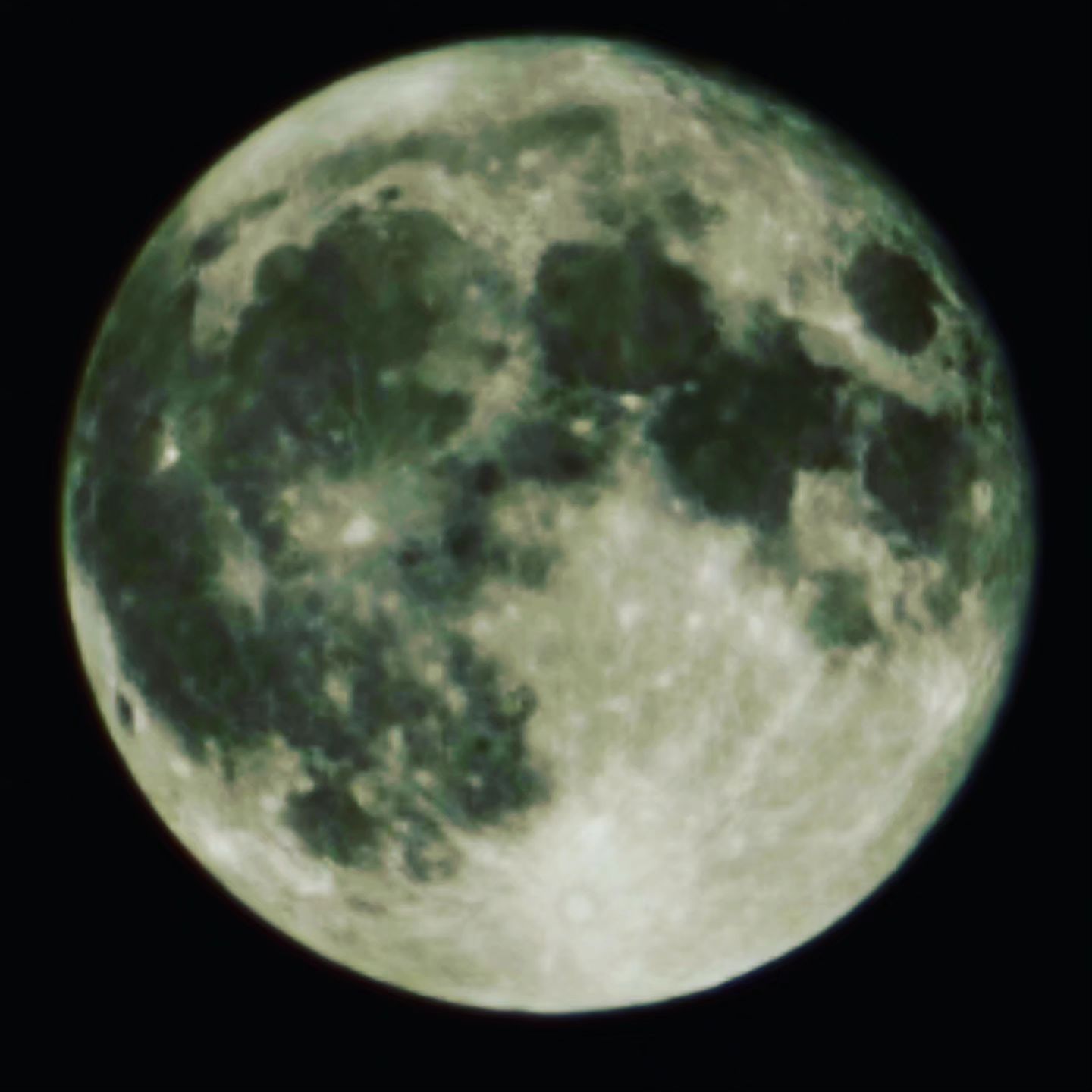 다음 슈퍼문은 환갑때 다되어서 보겠네용
ㅜㅜ 그때도 직장생활하고 있으려나ᆢ
슈퍼문님 로또1등되게 해주세염ᆢ

#슈퍼문 #달님 #달사진 #갤럭시s23울트라 #소원성취