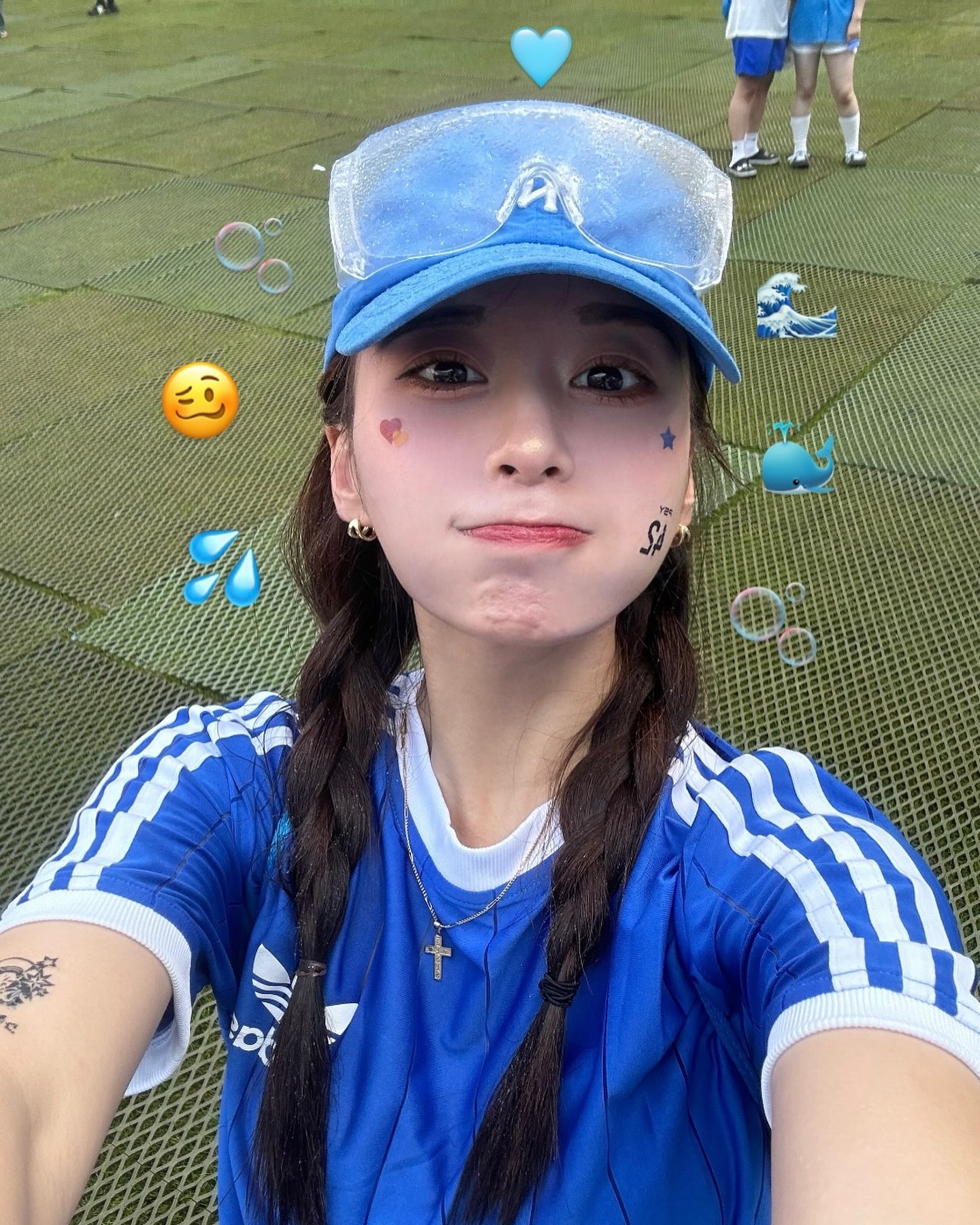 2년만에 간 흠뻑쇼 💙
나의 연예인 😎