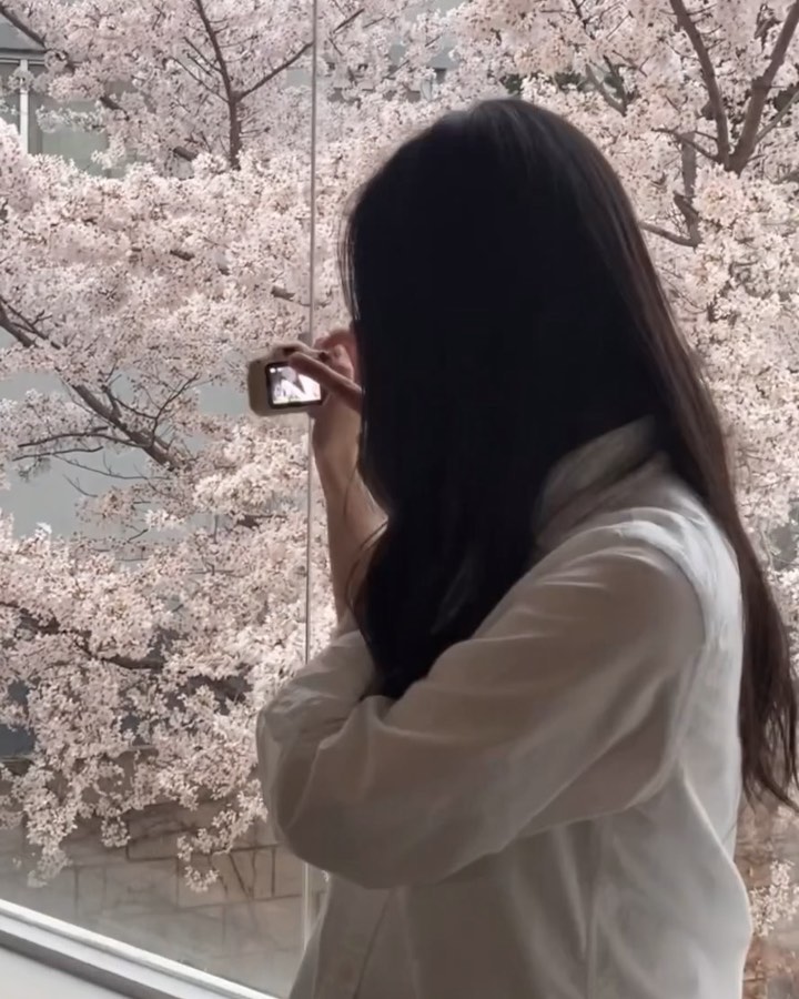 브이 ~,,.