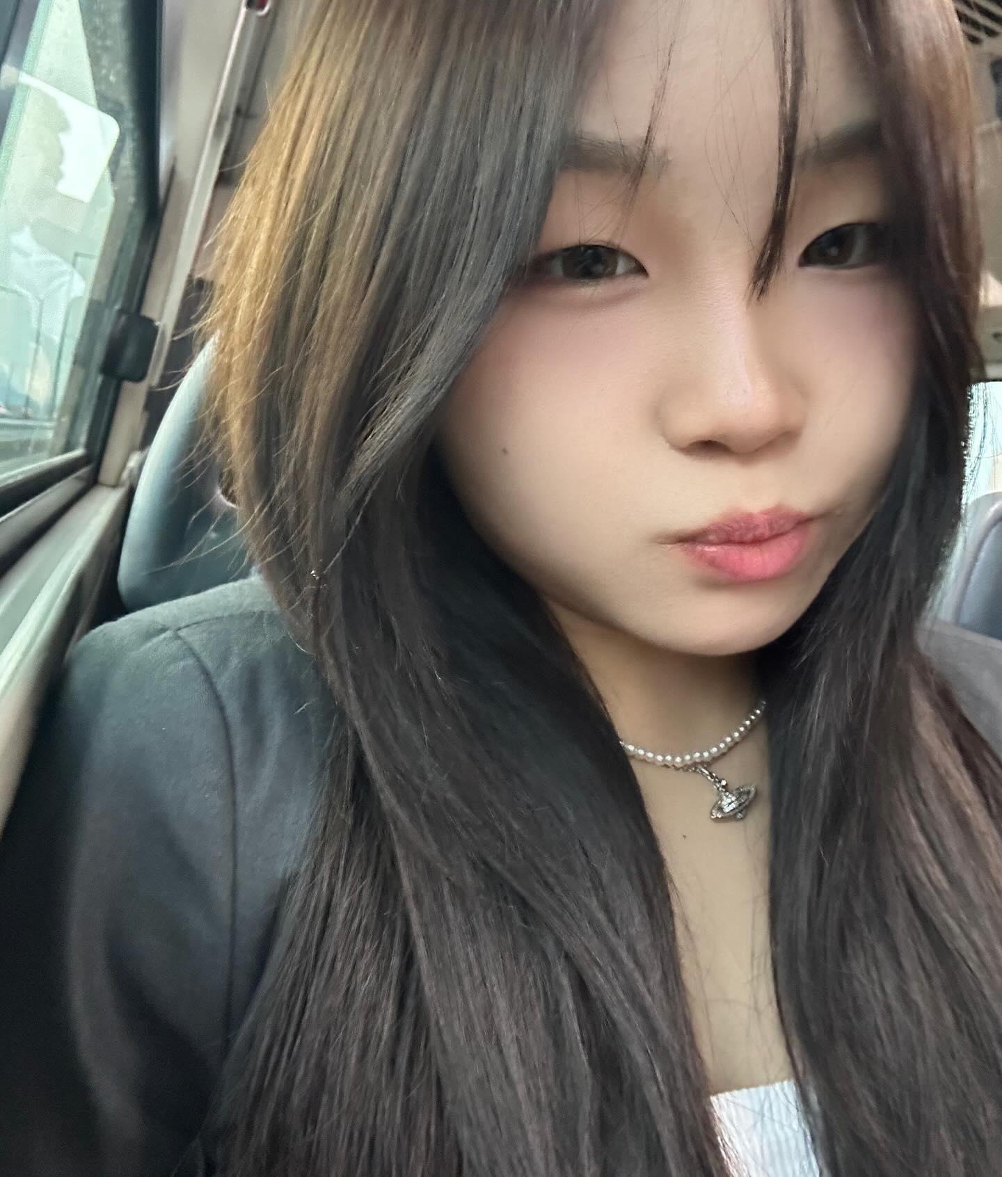 😘 #like 
.
.
#ootd #feed #fyp #followers #good #zara #westwood #photo #09 #dm #맞팔해요 #맞좋 #셀카 #dmdm #thehyundaiseoul #피드 #셀카투척