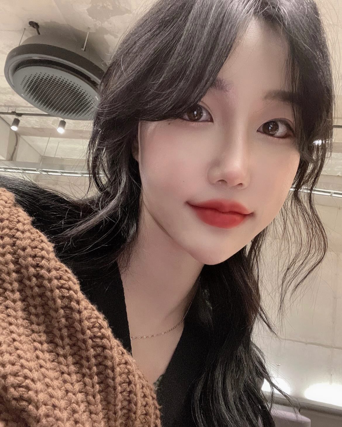 아끼는 책 
이해가 되지 않으면서도 
사랑한다는게 느껴지는 (?)