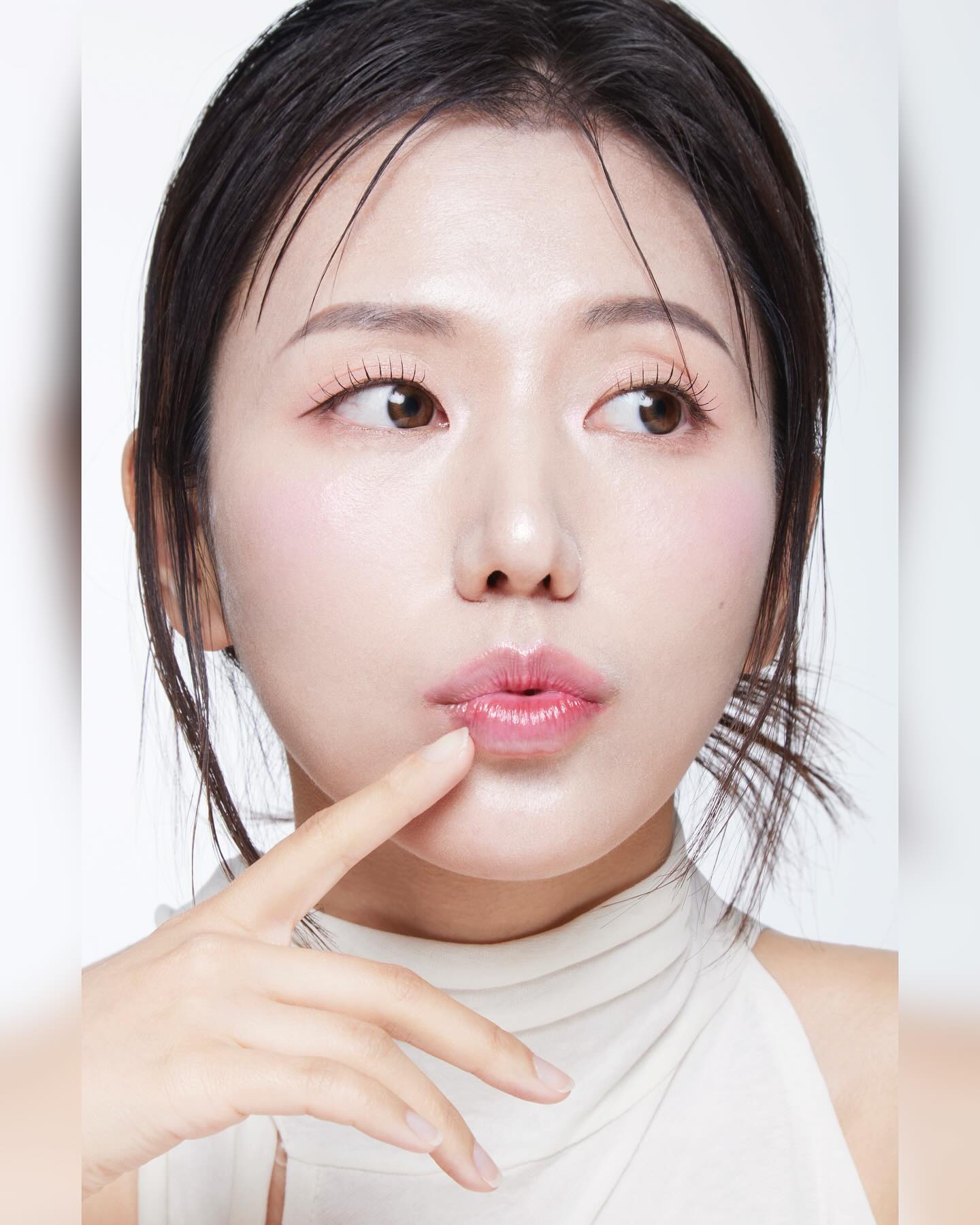 BEAUTY📸

촬영 전에 앞머리 자르기 금지… 메모..✍️✍️

P. kinoryoo_work 
H/M. ssu_hxun