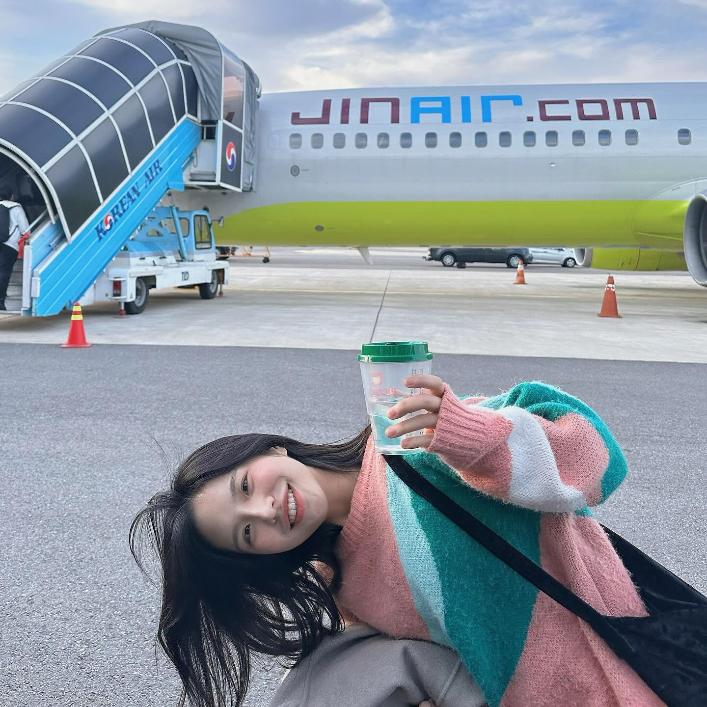 ✈️🛫🛬🛩️💺👨‍✈️👩‍✈️🛸🪽 w/ my Captain!