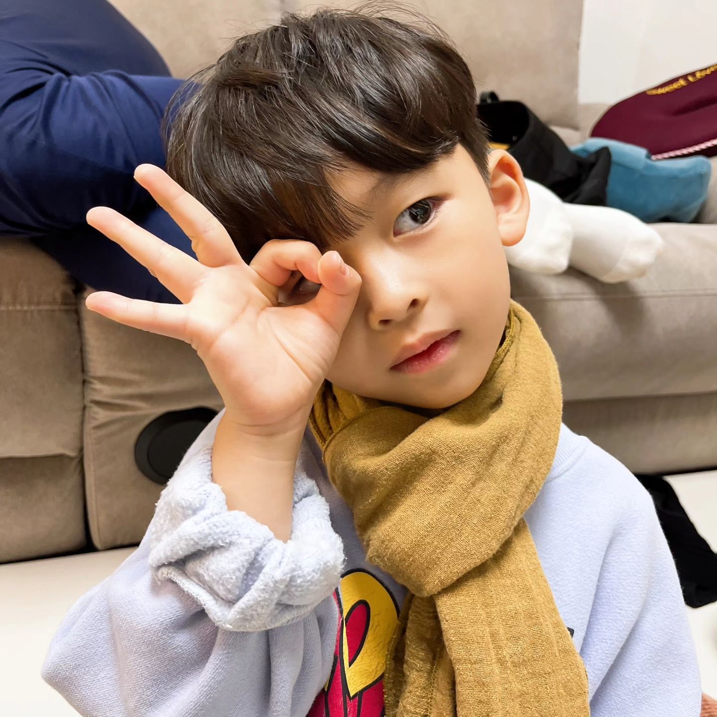 맨날 똑같은포즈 박지후 🧒👌❤️