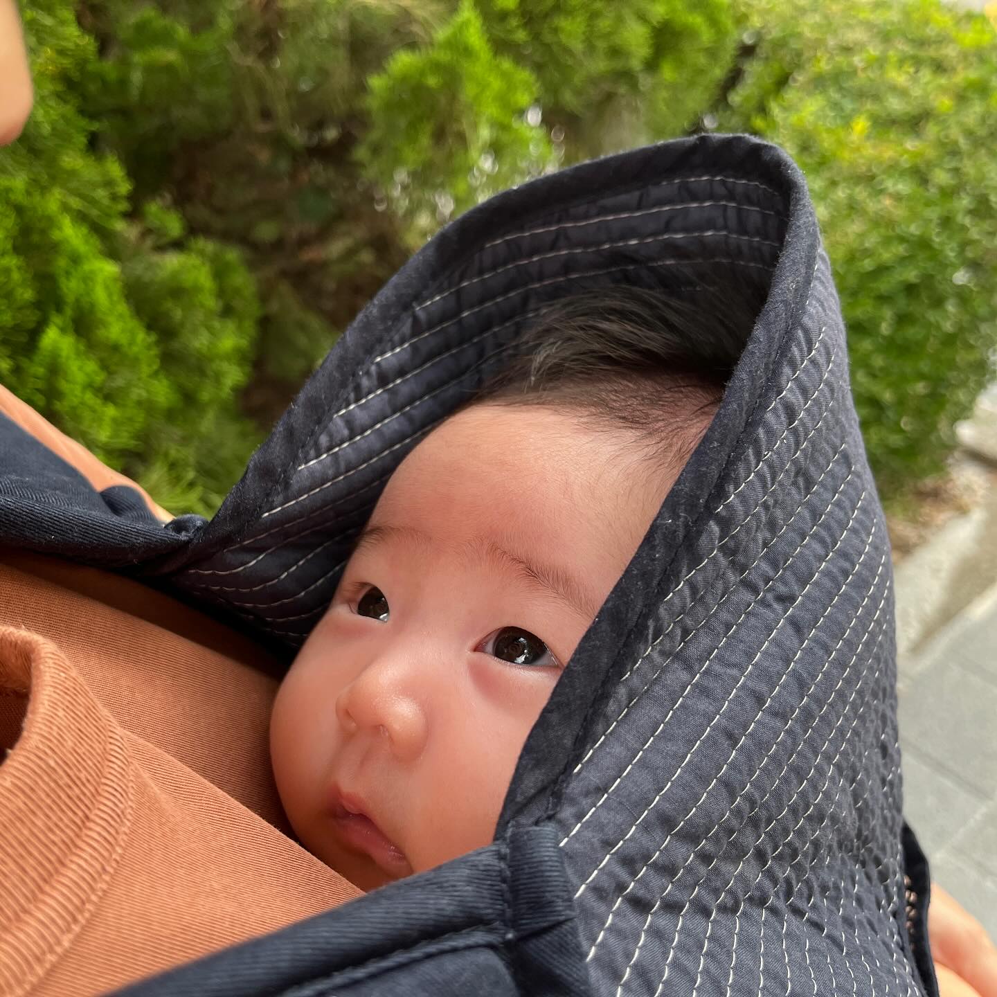 산책중인 그녀