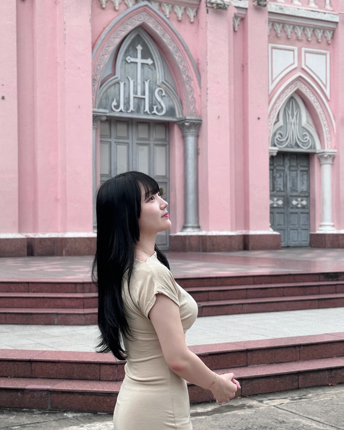 다낭 와써요💒
.
.
.
.
.
#핑크성당 #다낭 #다낭여행 #danang #selfie